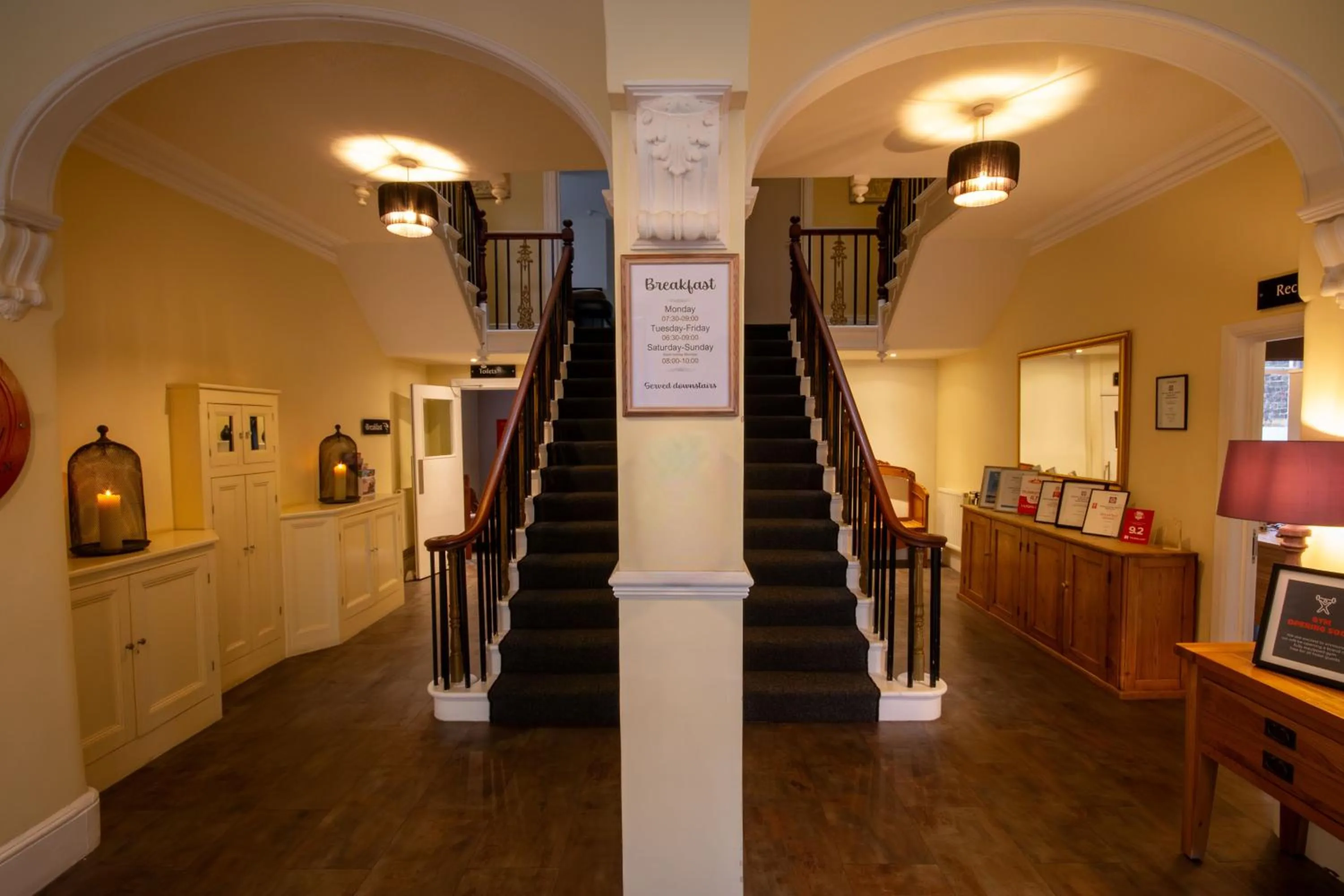 Property building in Andover House Hotel & Restaurant - Adults only