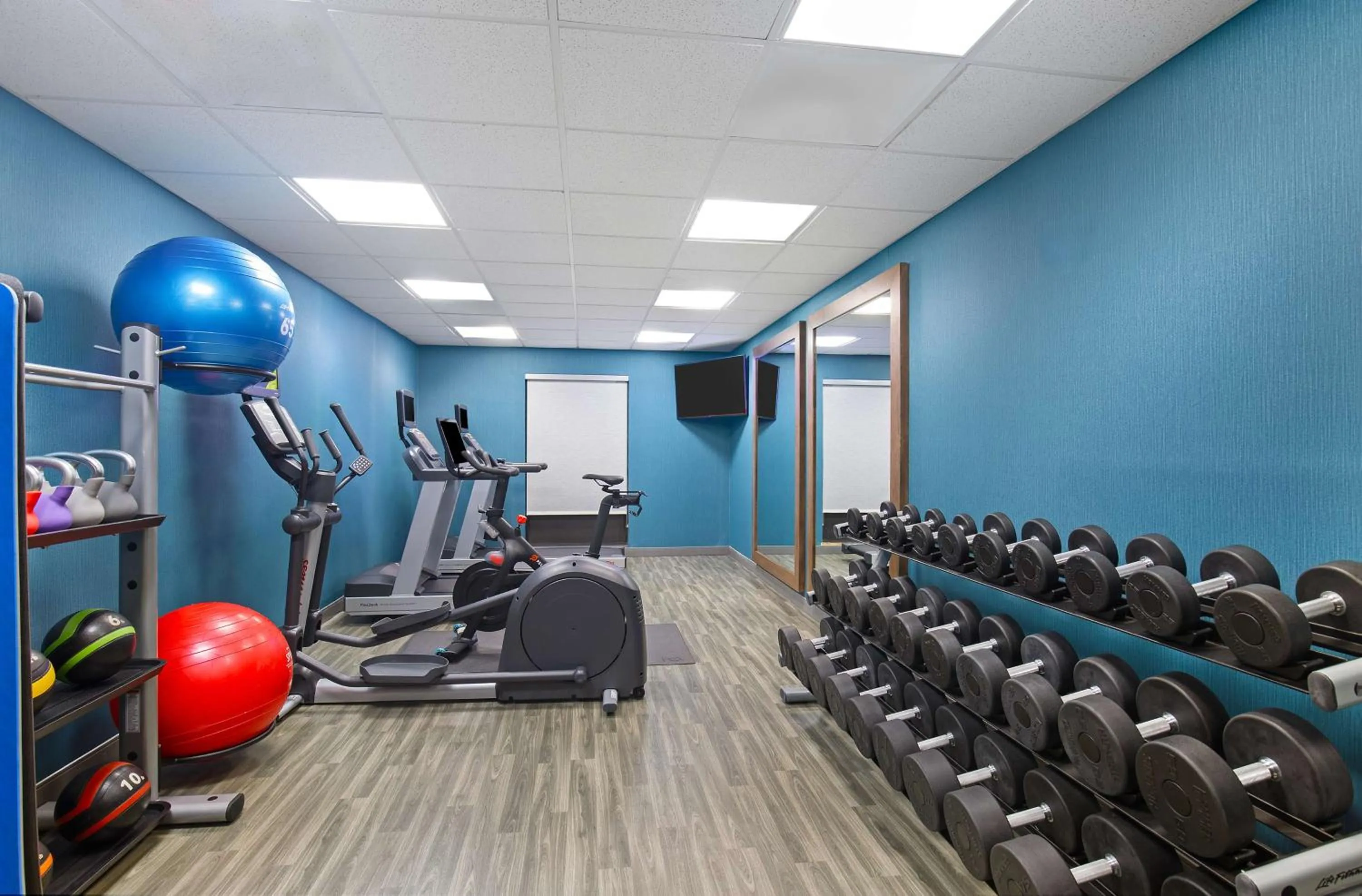 Fitness centre/facilities in Hampton Inn Selma