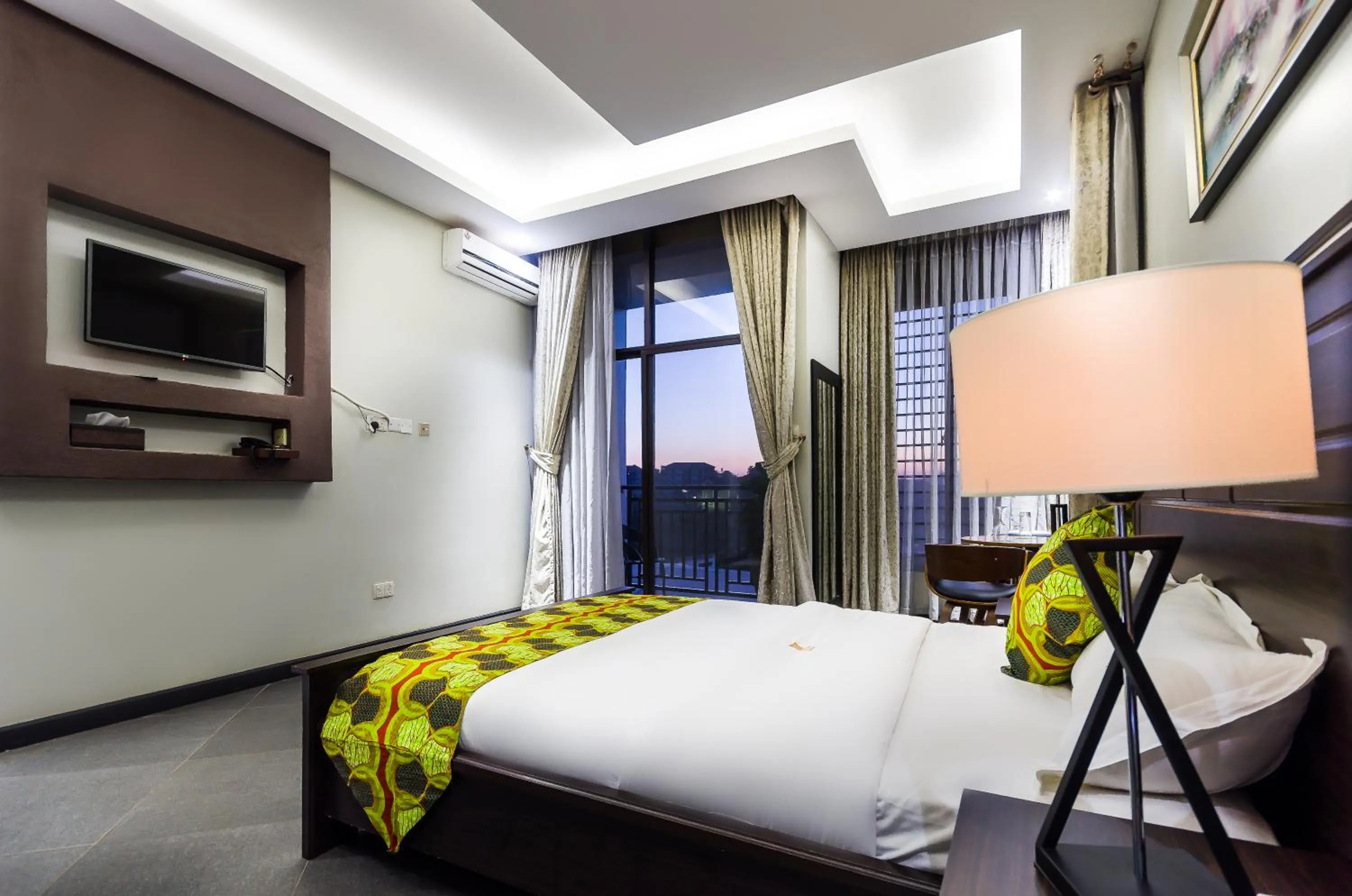 TV and multimedia, Bed in The Venti Hotel & Spa