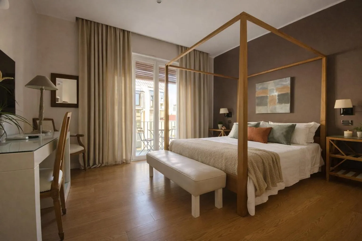 Bedroom, Bed in Maxim