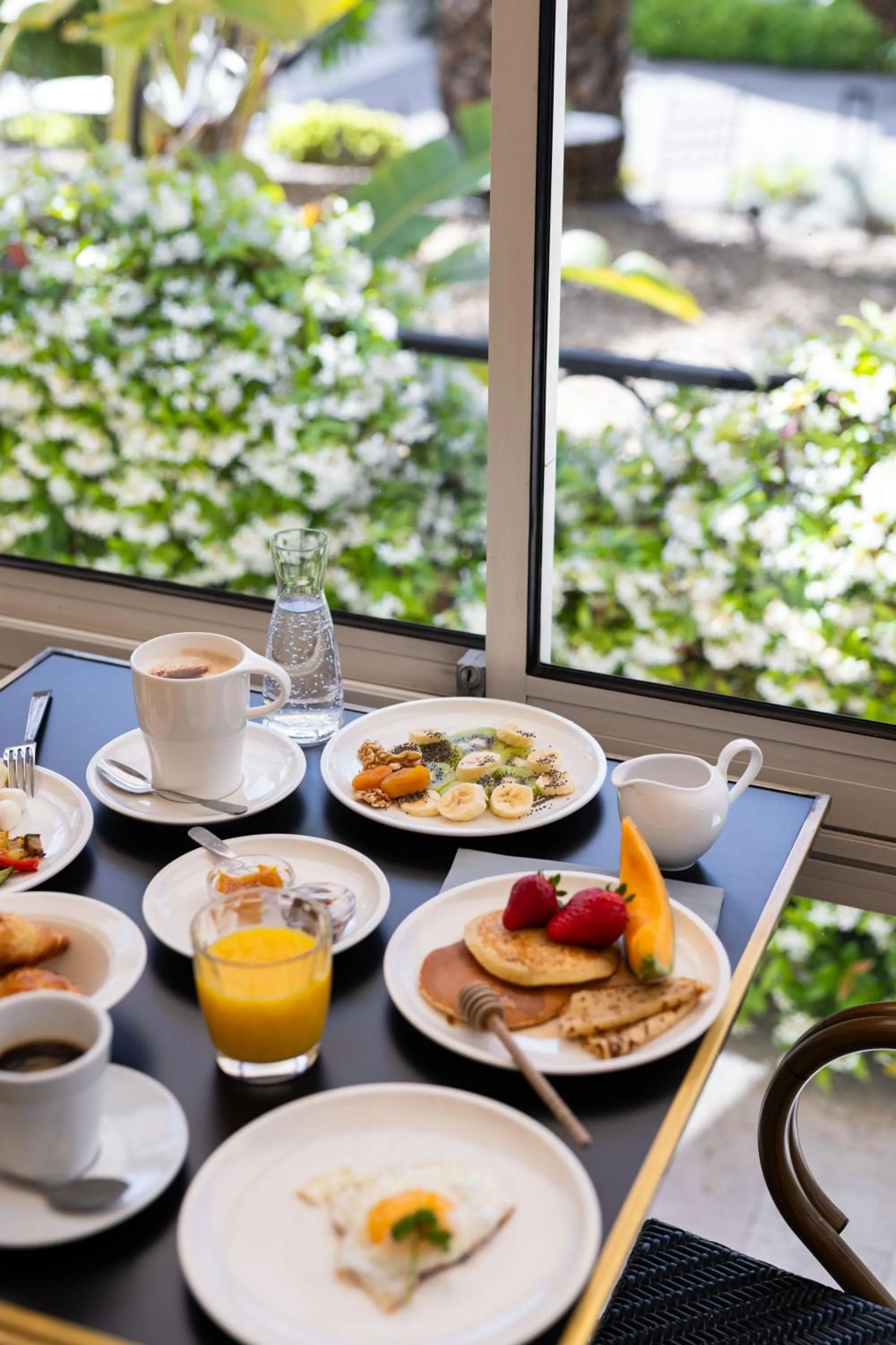 Food and drinks in Hotel Verlaine