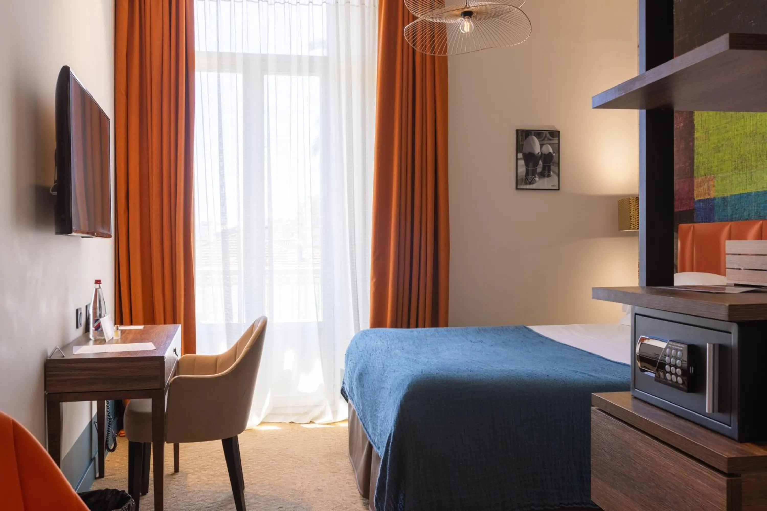 Photo of the whole room, Bed in Hotel Verlaine