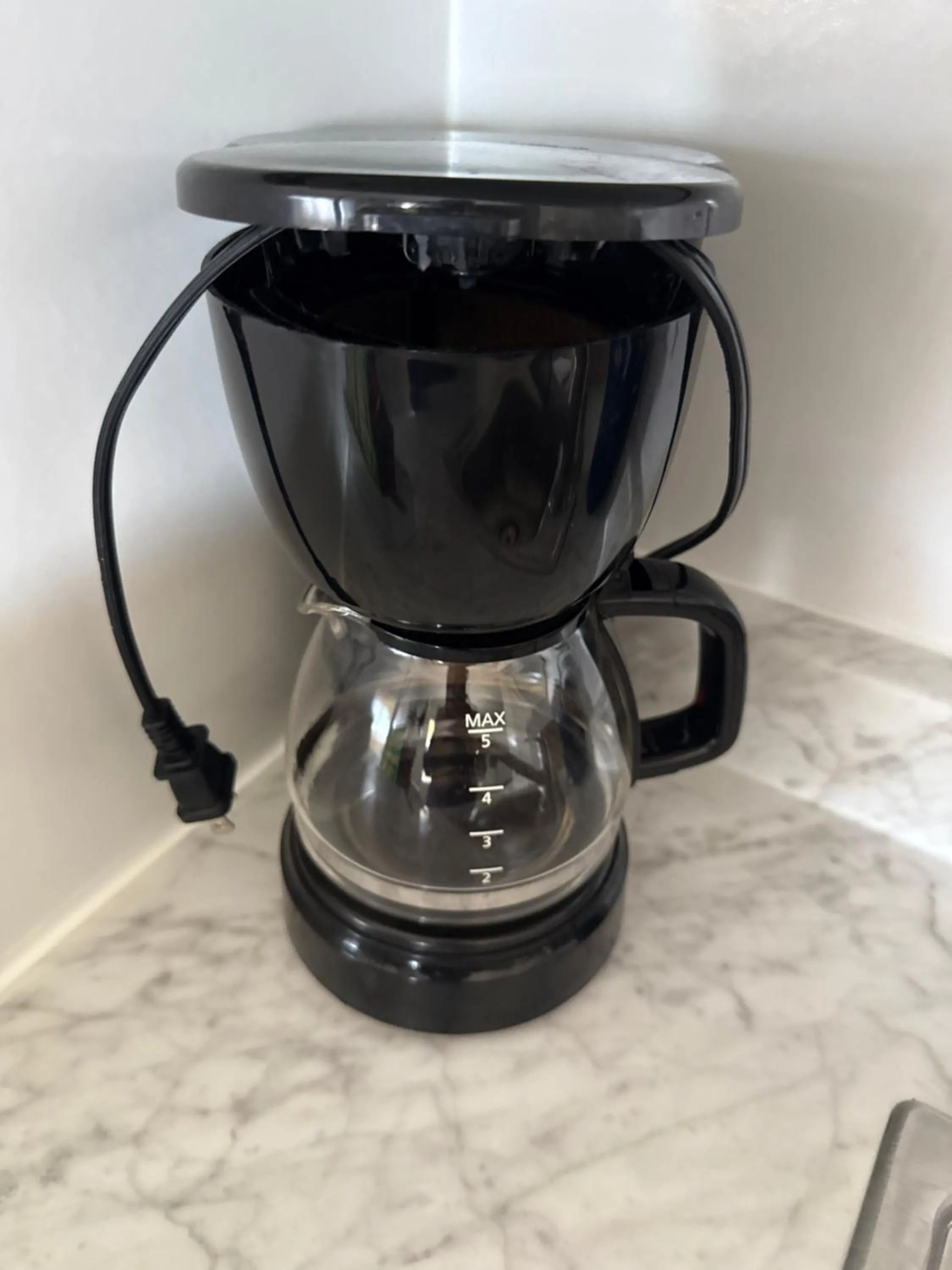 Coffee/tea facilities in Barefoot Bay Resort Motel