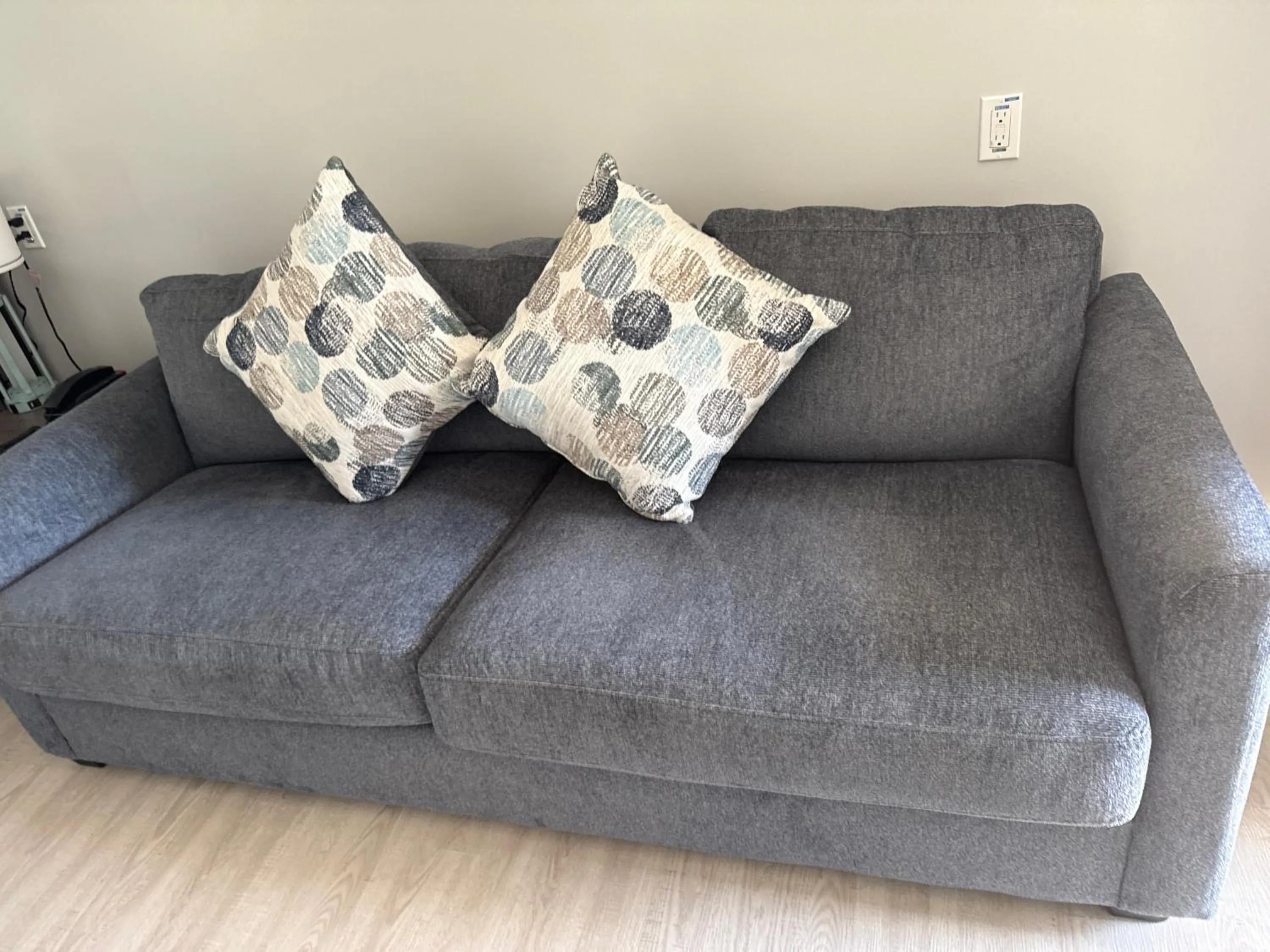 Seating area in Barefoot Bay Resort Motel