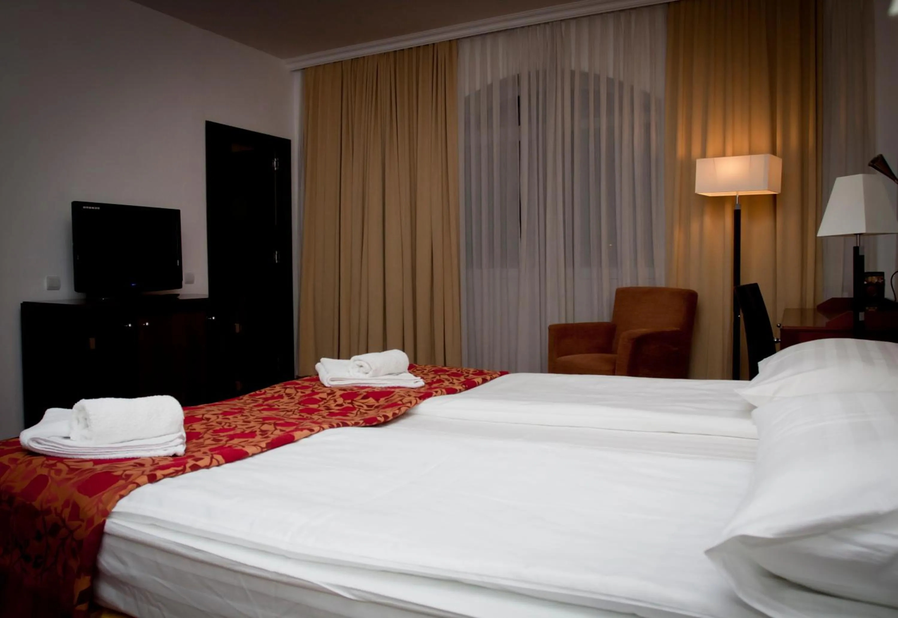 Photo of the whole room, Bed in Visconti Militari