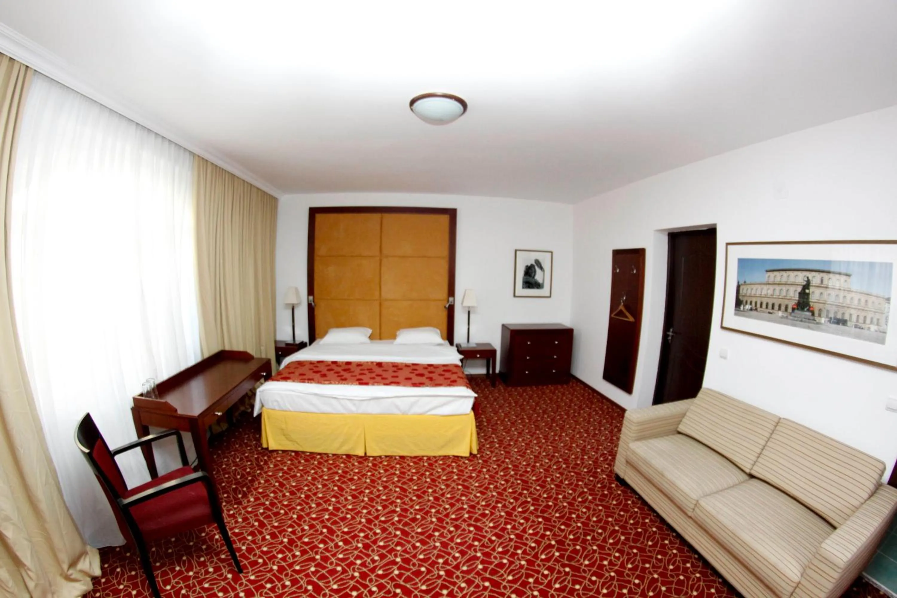 Photo of the whole room, Bed in Visconti Militari