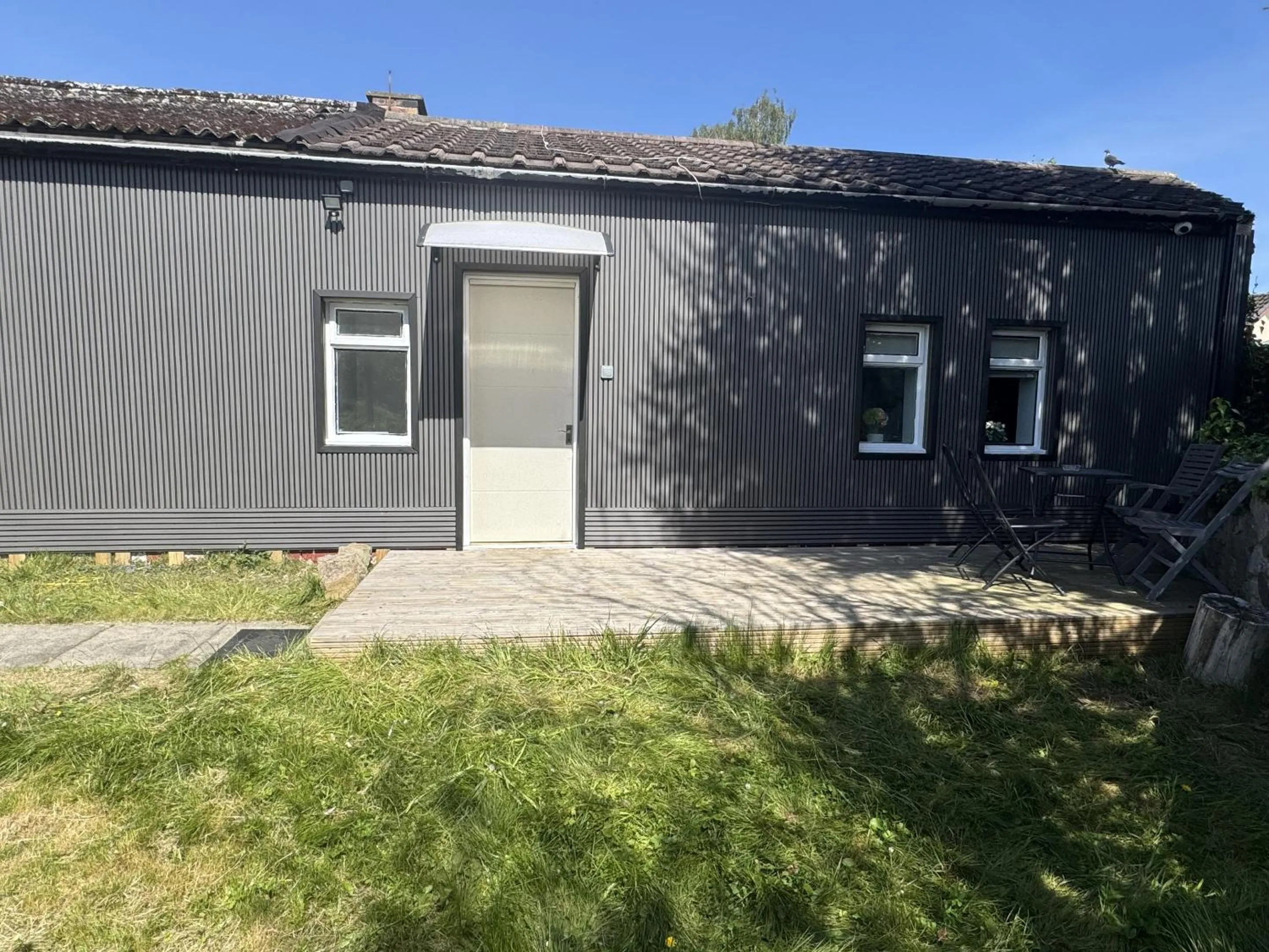 Bedroom in Queensferry Guest house