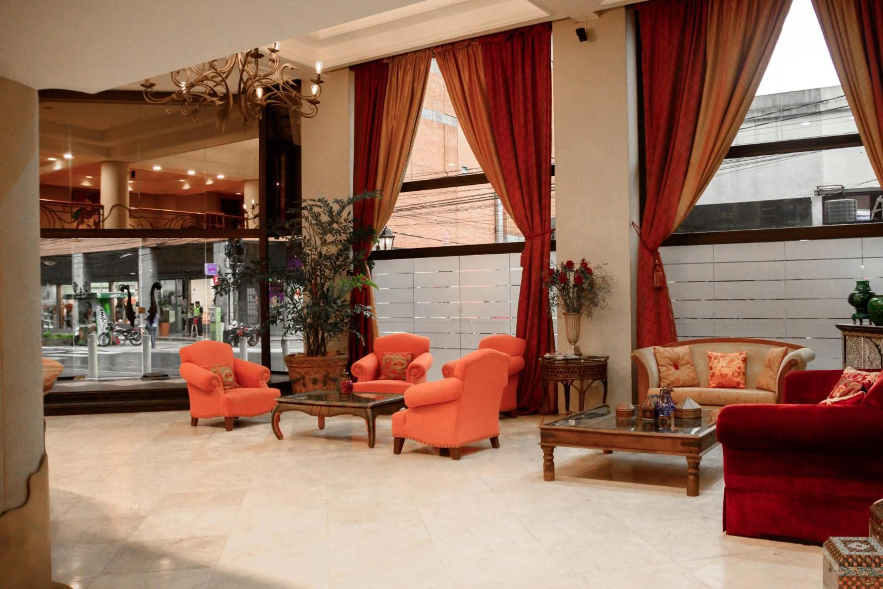 Living room in Granados Park Hotel