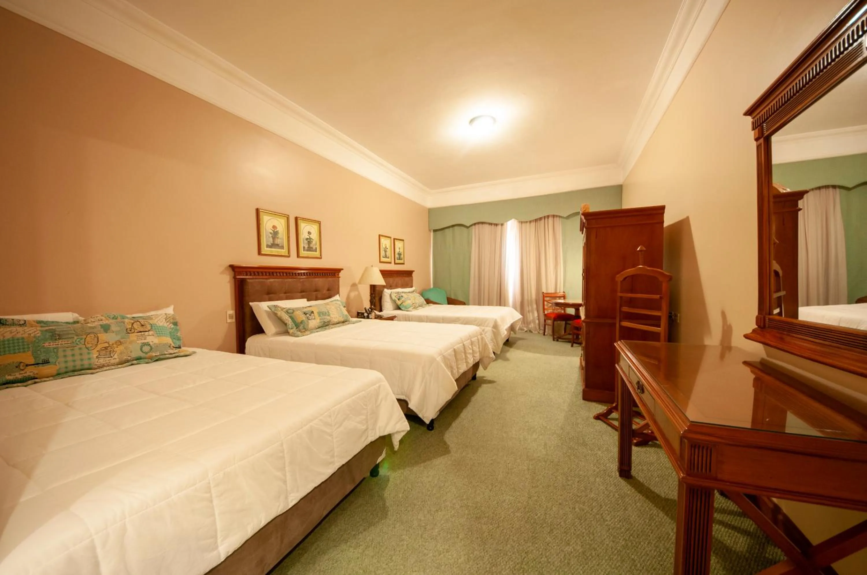 Bed in Granados Park Hotel