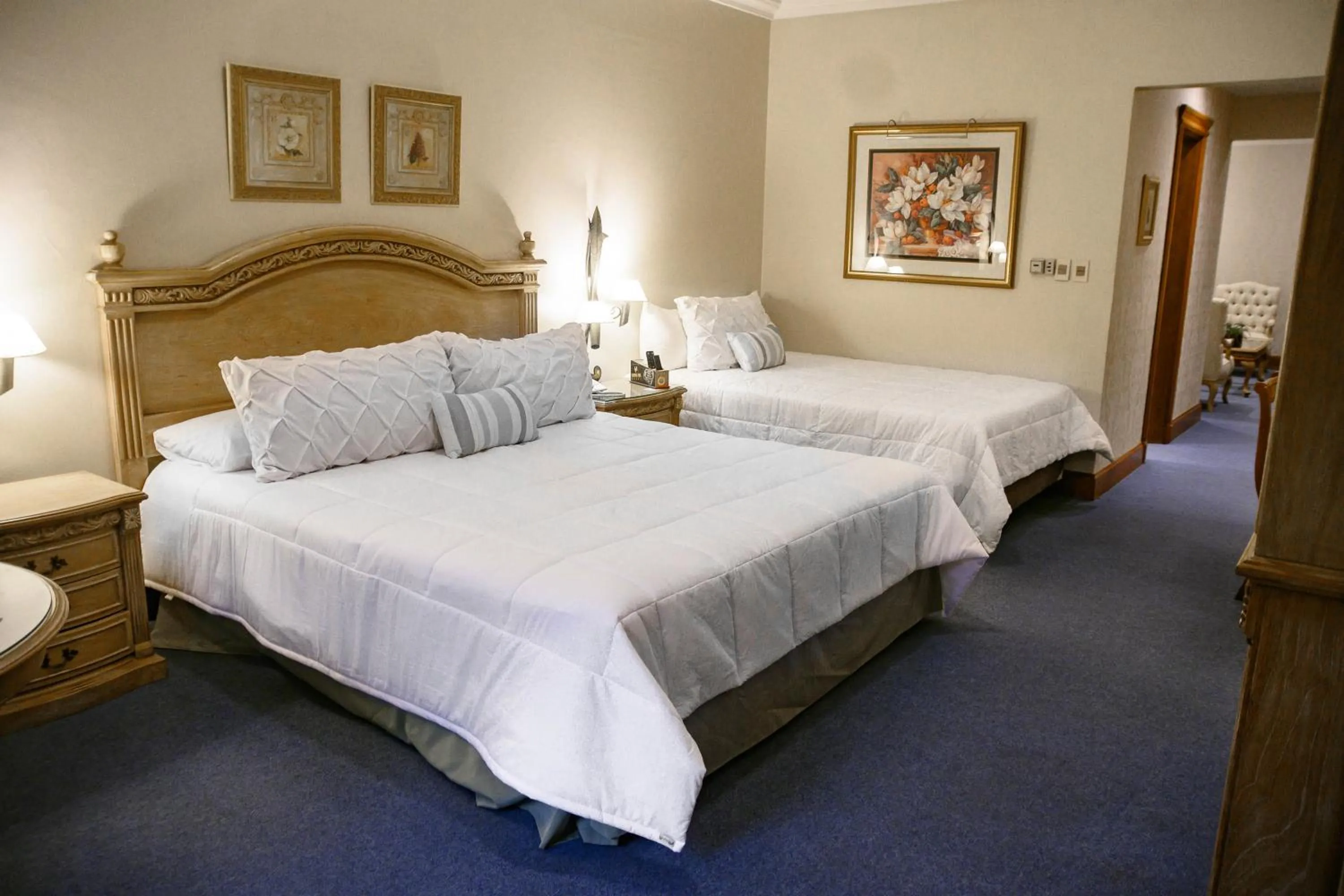 Bed in Granados Park Hotel
