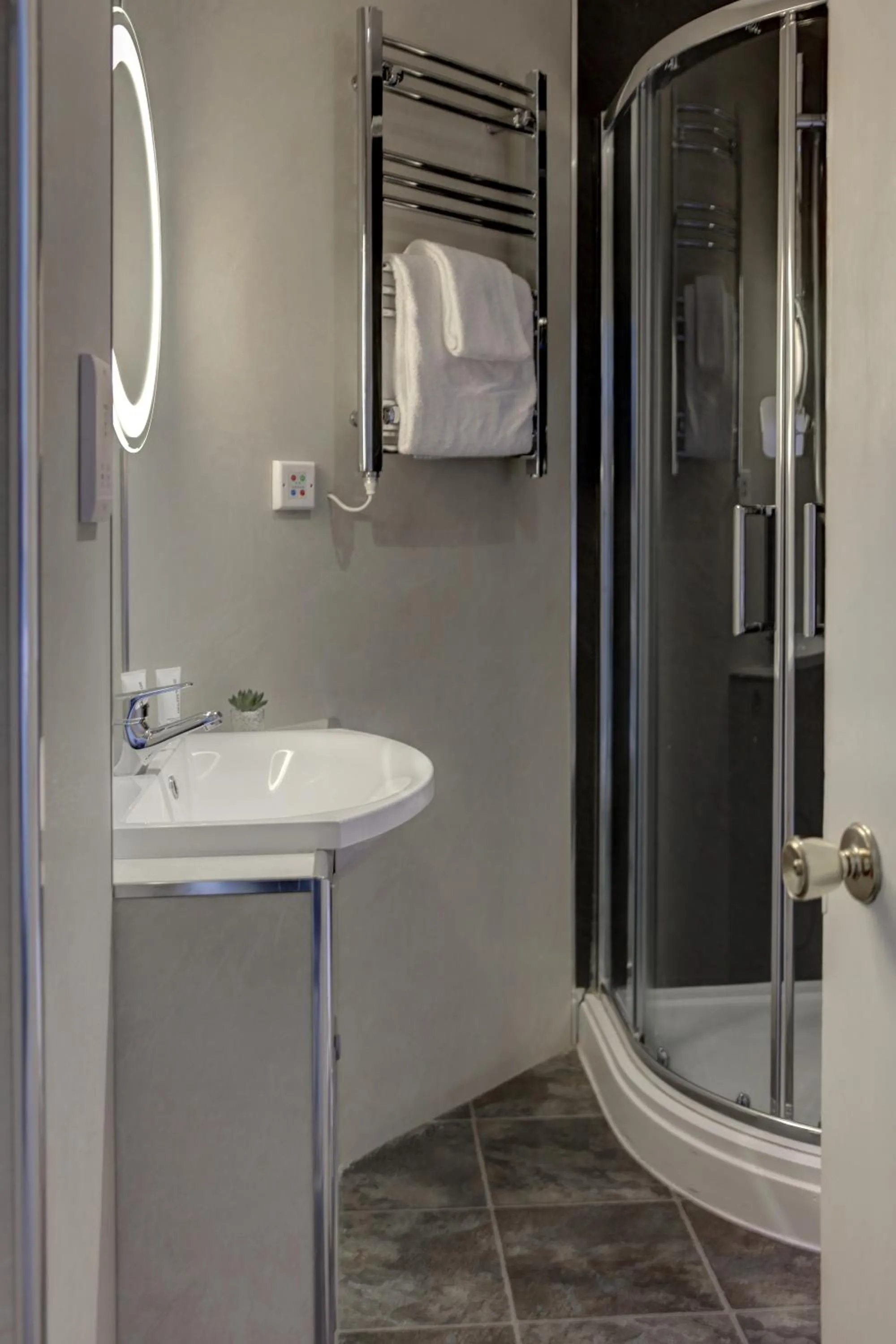 Bathroom in Best Western Station Hotel