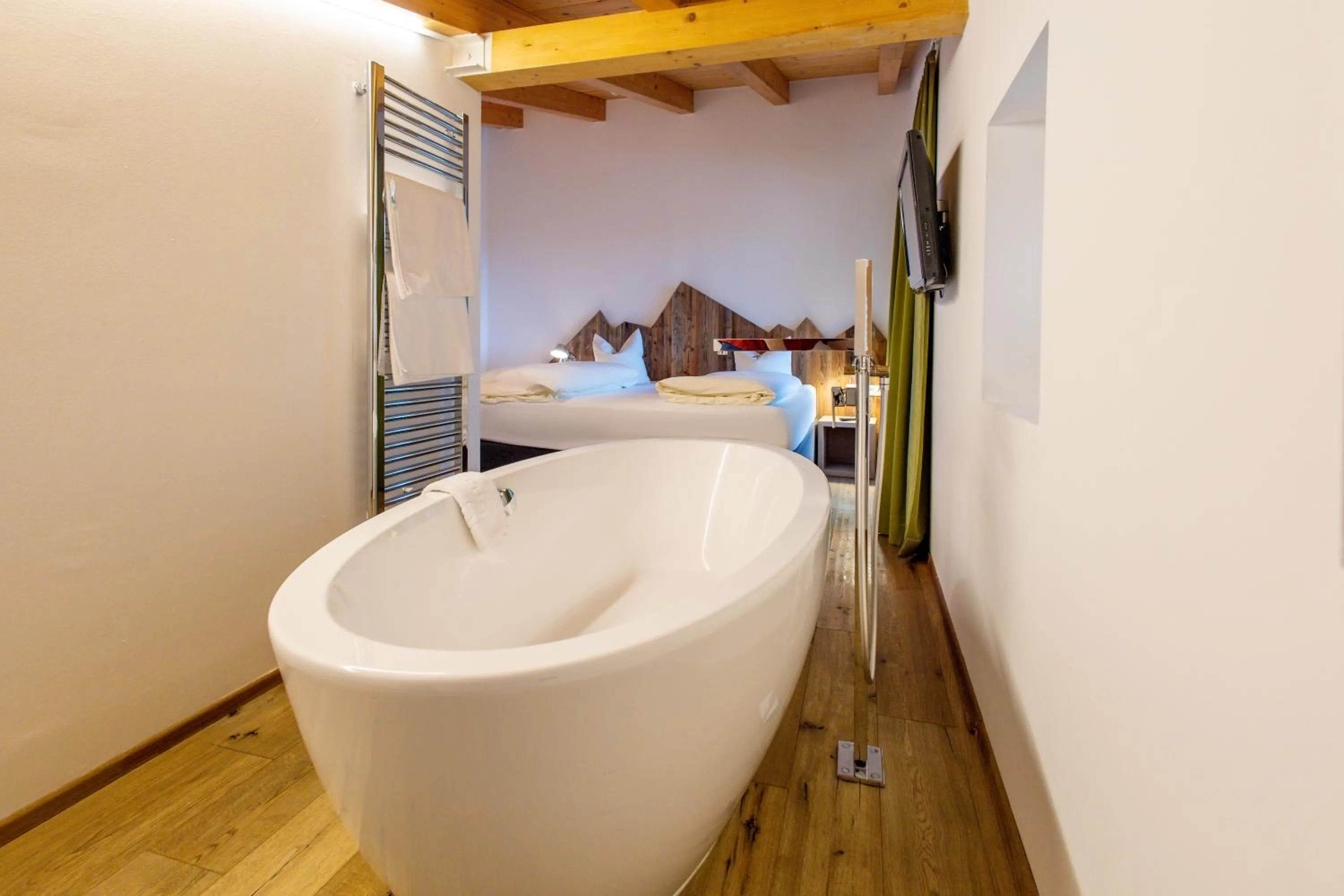 Bedroom, Bed in Hotel Seelos