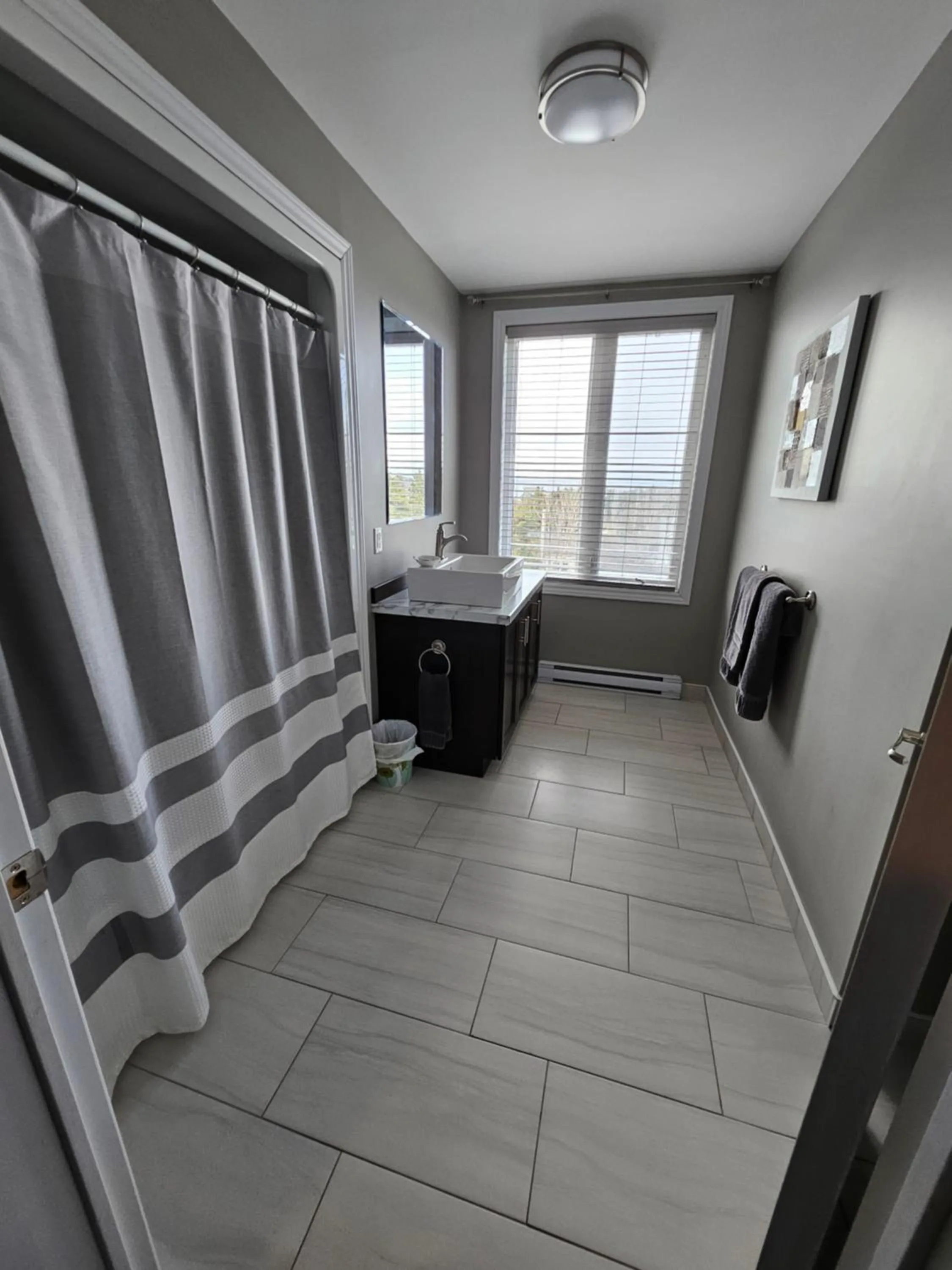 Bed in Newfound Inn & Suites