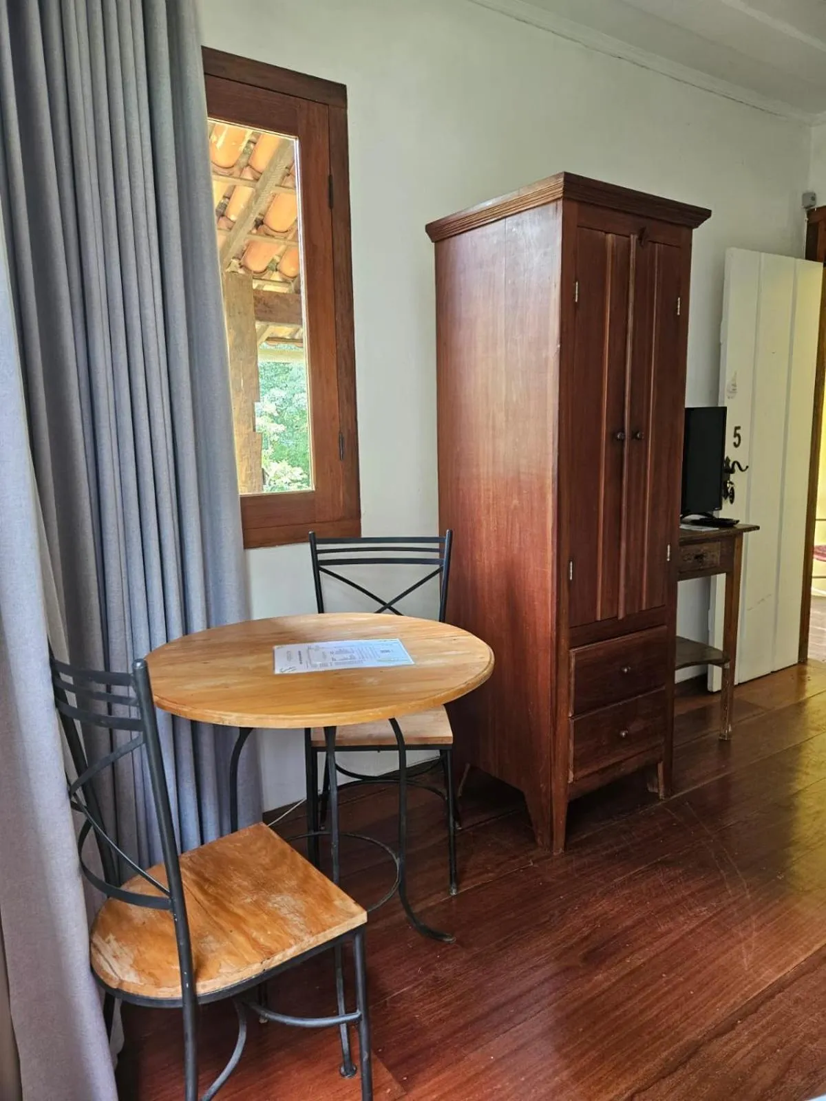 Dining area in Pousada Vagalume