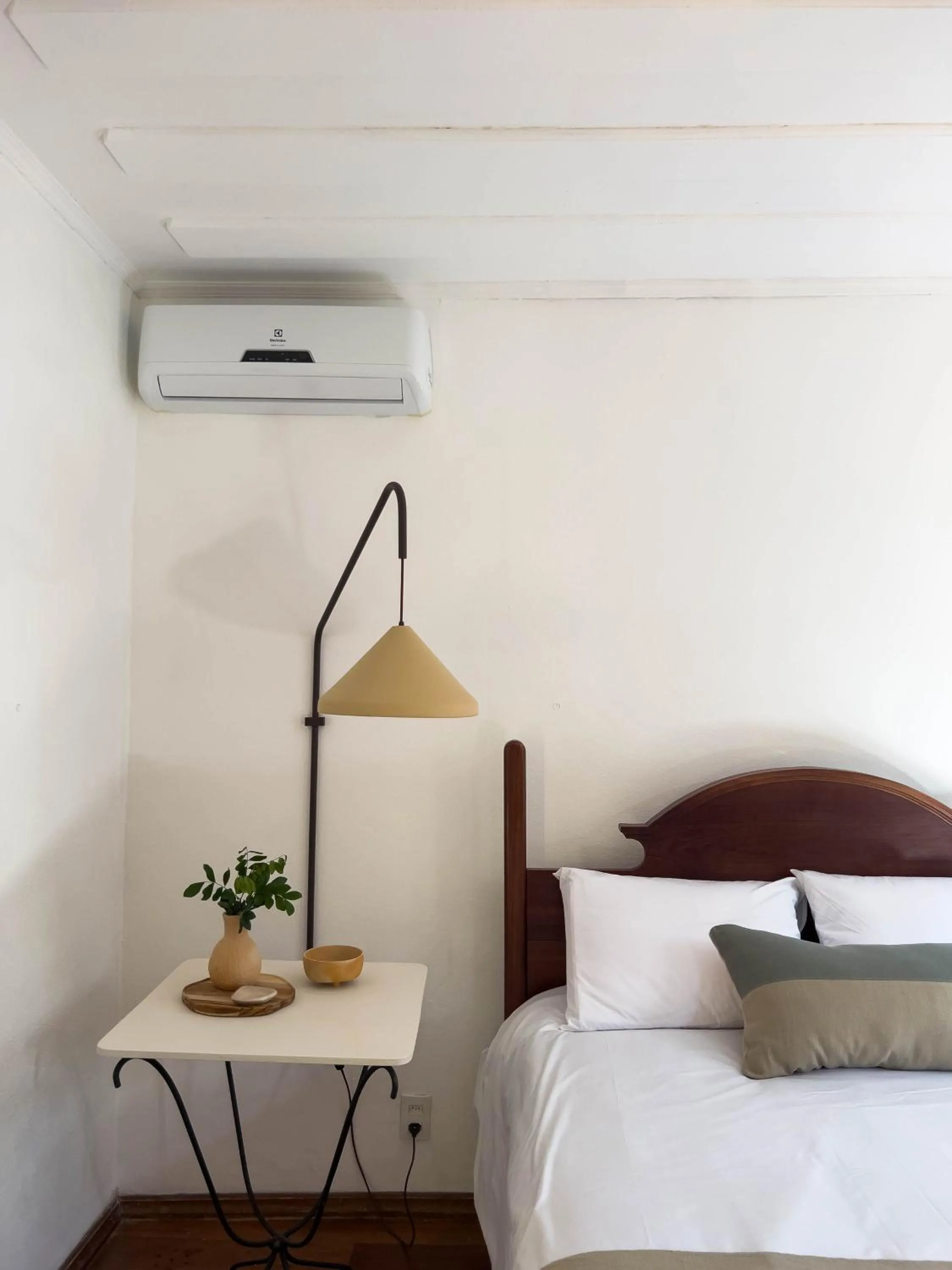 Photo of the whole room, Bed in Pousada Vagalume