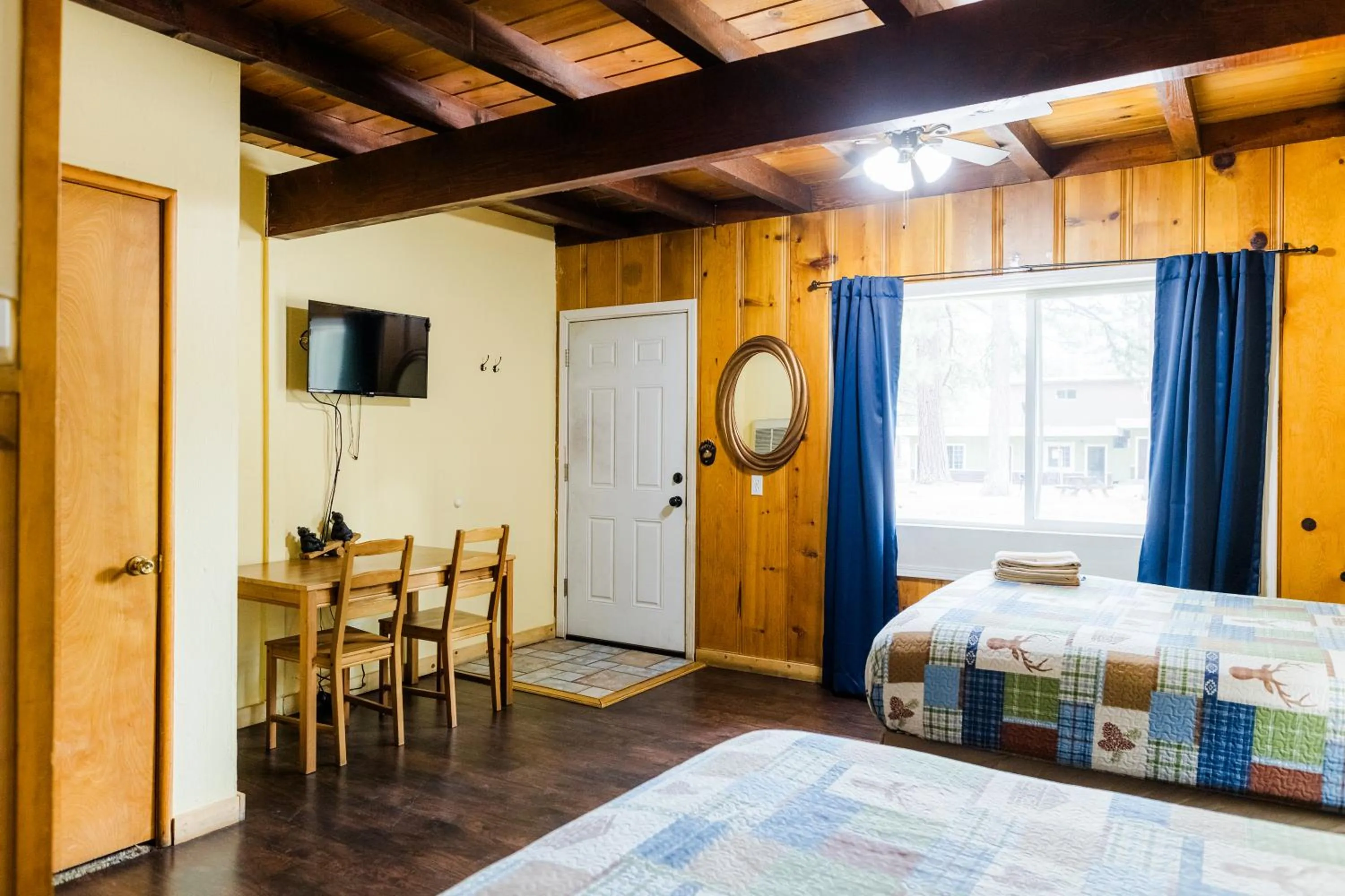 Bed in The Washoe Lodge