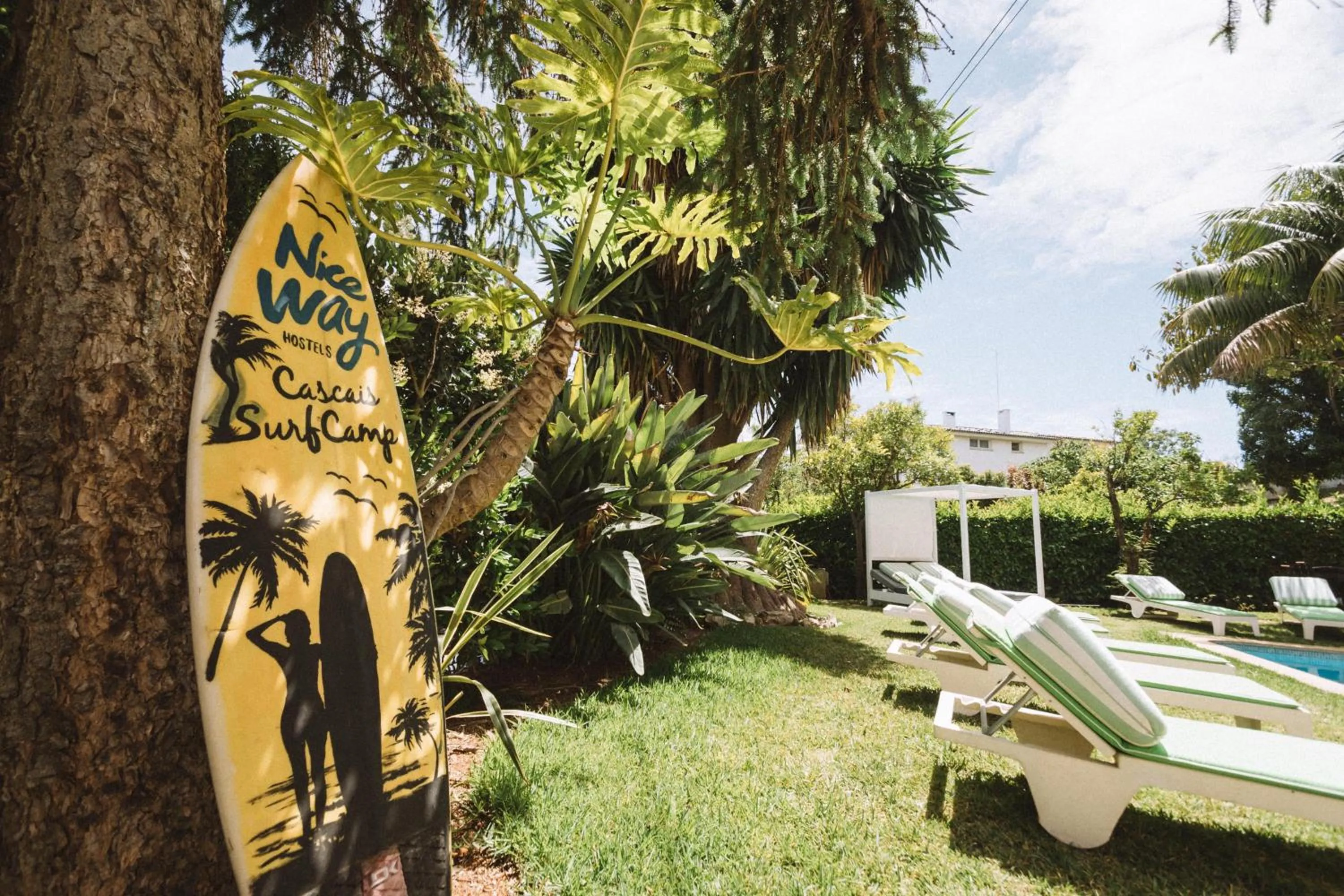 Garden in Nice Way Cascais Hostel & Surf Camp