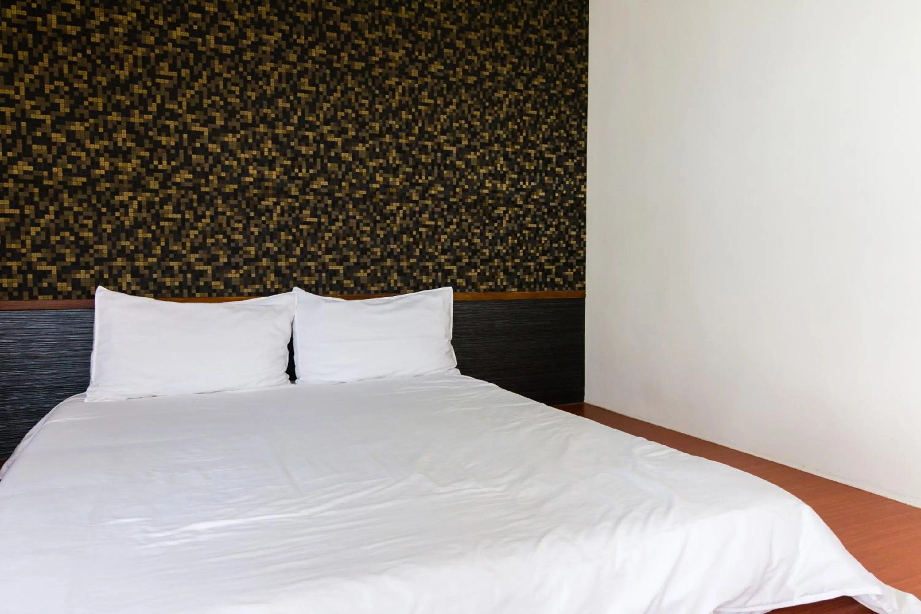 bunk bed, Bed in BoBo's Homestay