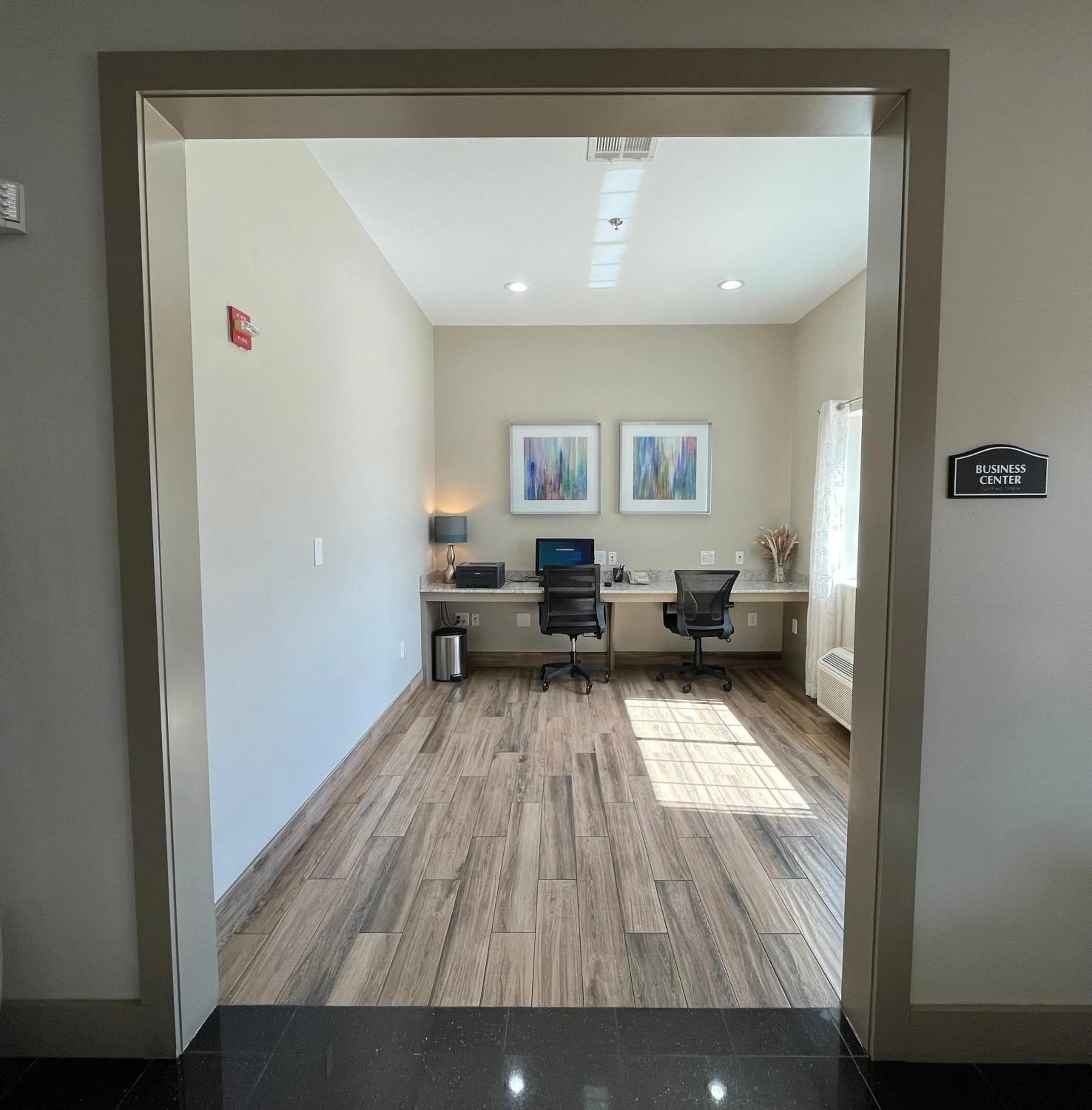 Business facilities in Best Western Cleveland Inn & Suites