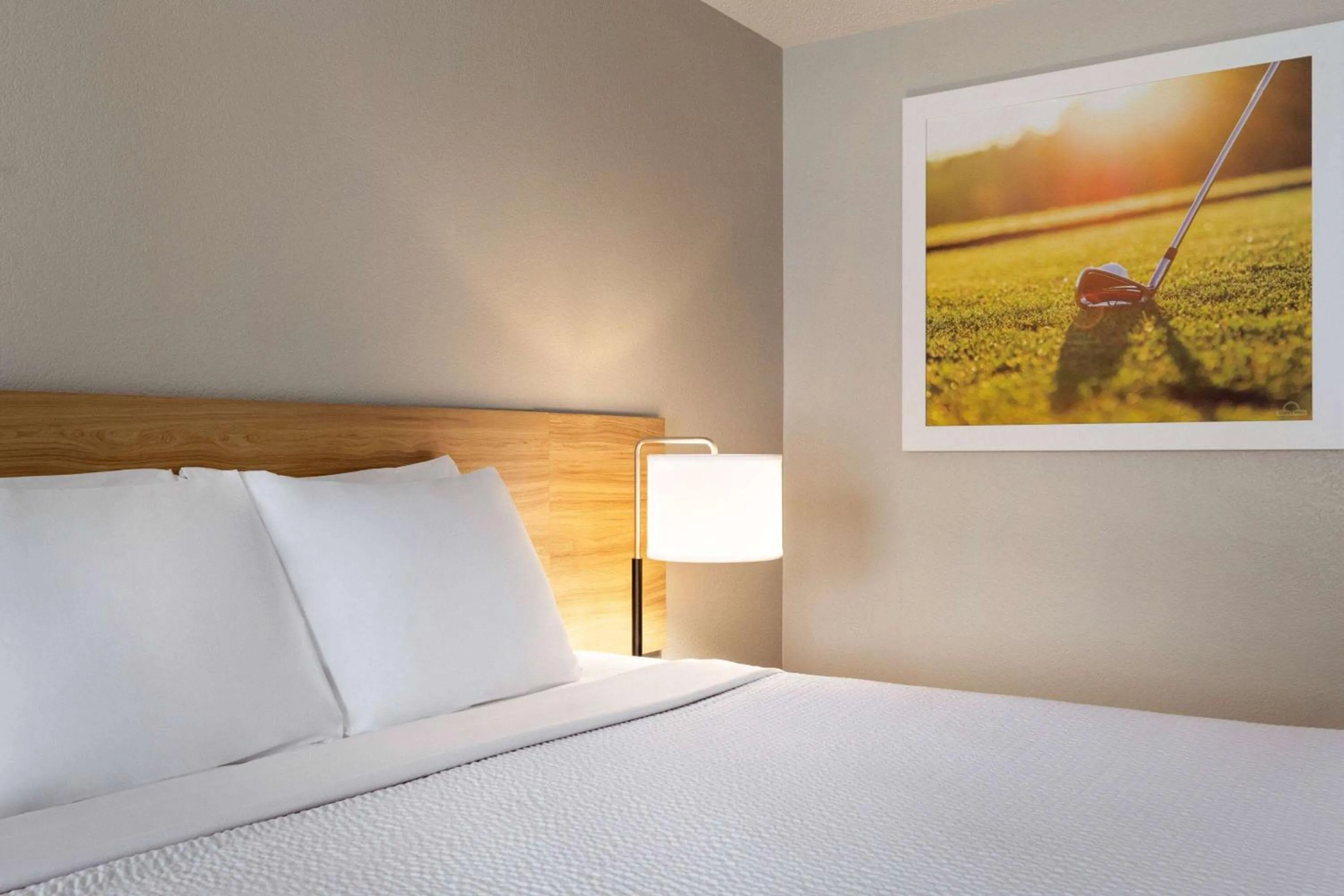 Photo of the whole room, Bed in Hotel Barkley