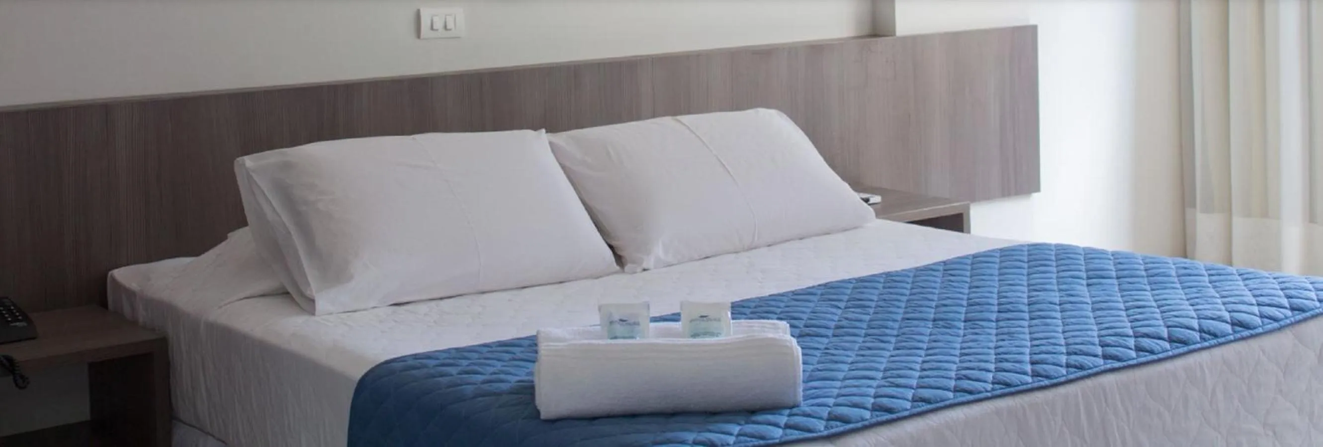 Photo of the whole room, Bed in Monza Palace Hotel