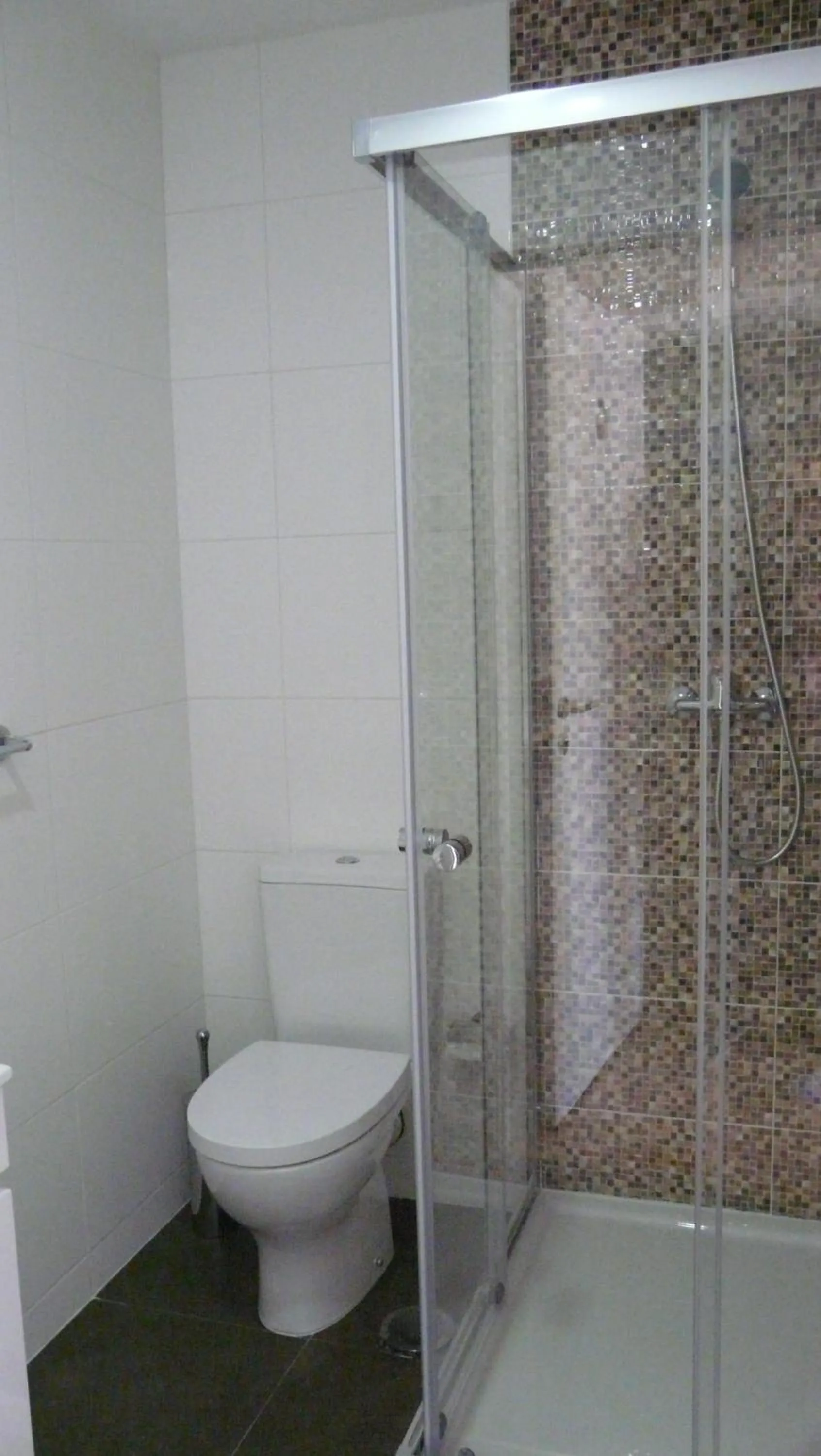 Bathroom in CMB Guesthouse