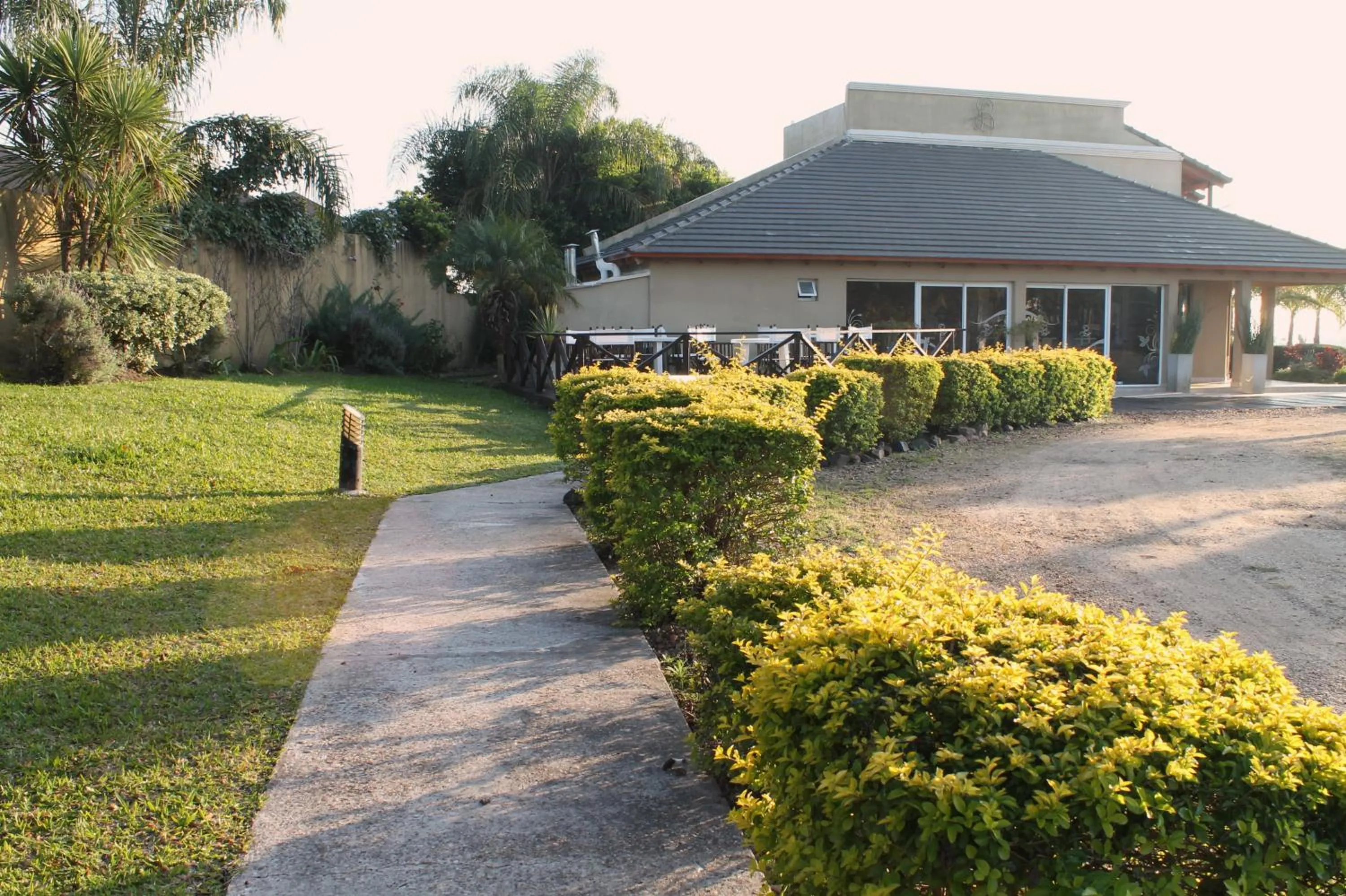 Facade/entrance in Brisas del Lago Apart y Hotel