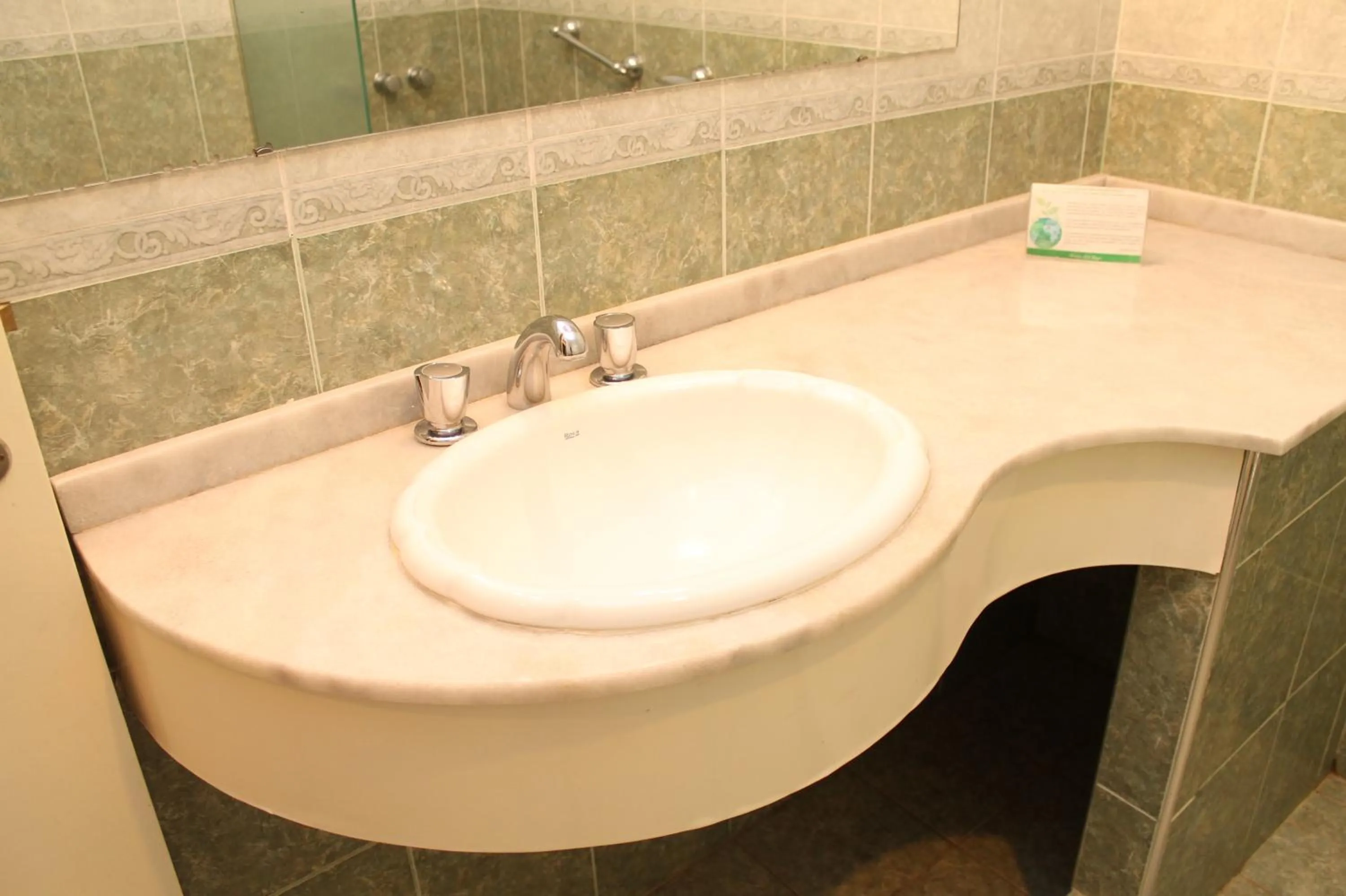 Bathroom in Brisas del Lago Apart y Hotel