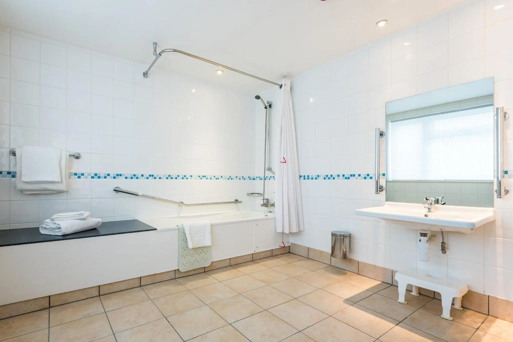 Photo of the whole room in Holiday Inn Chester South by IHG