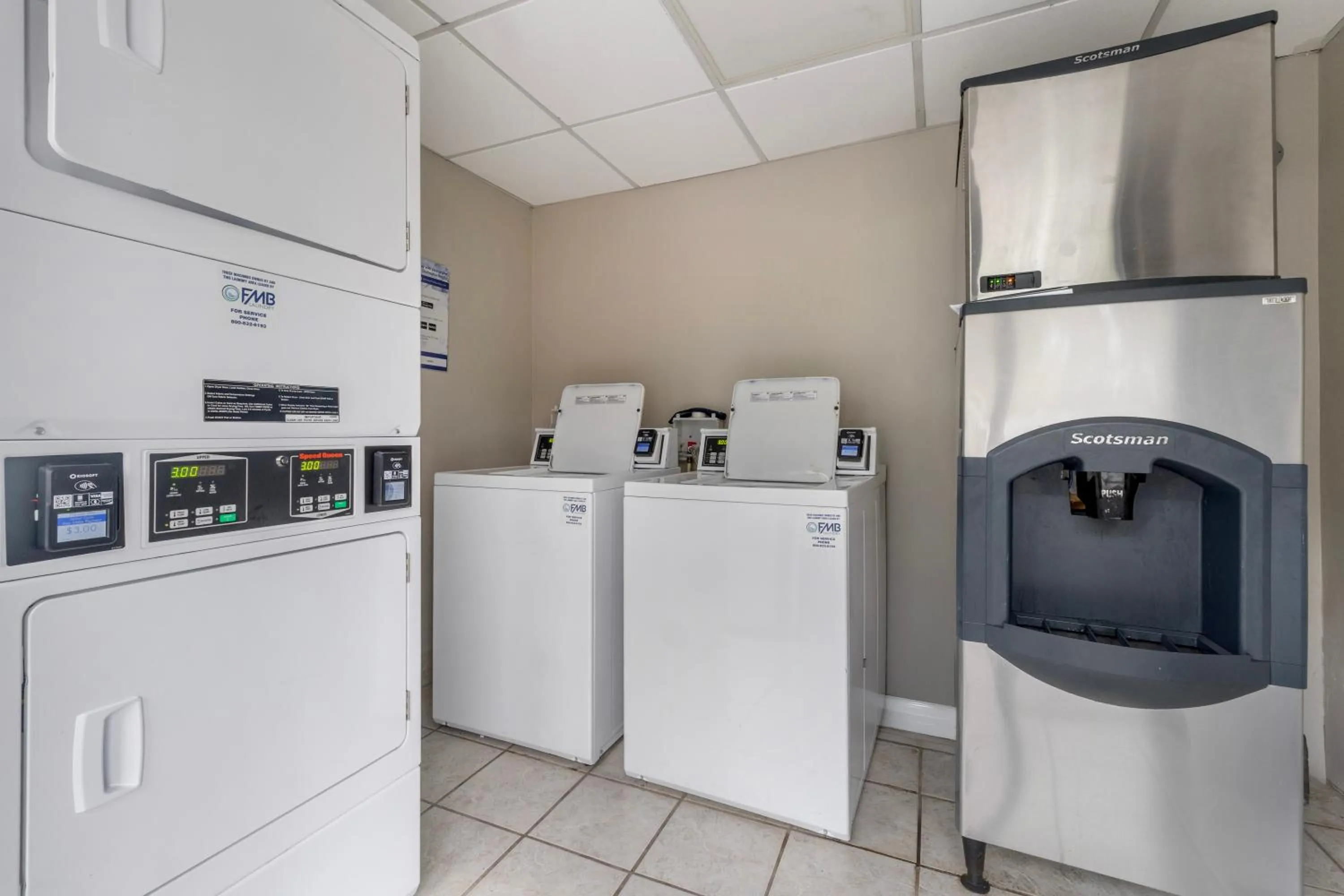 laundry in Best Western Acworth Inn