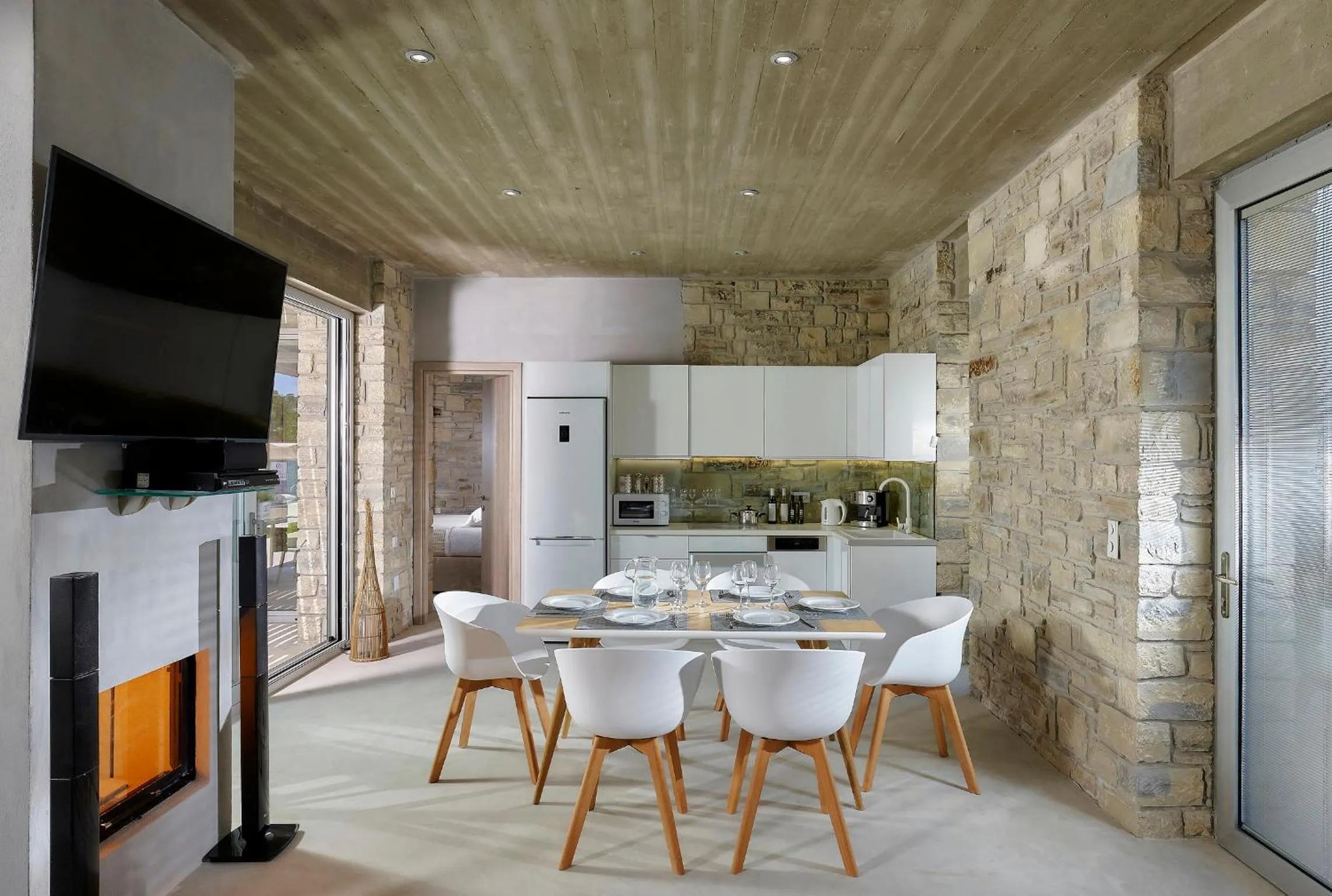 Kitchen or kitchenette in Kouros n' Kori Villas