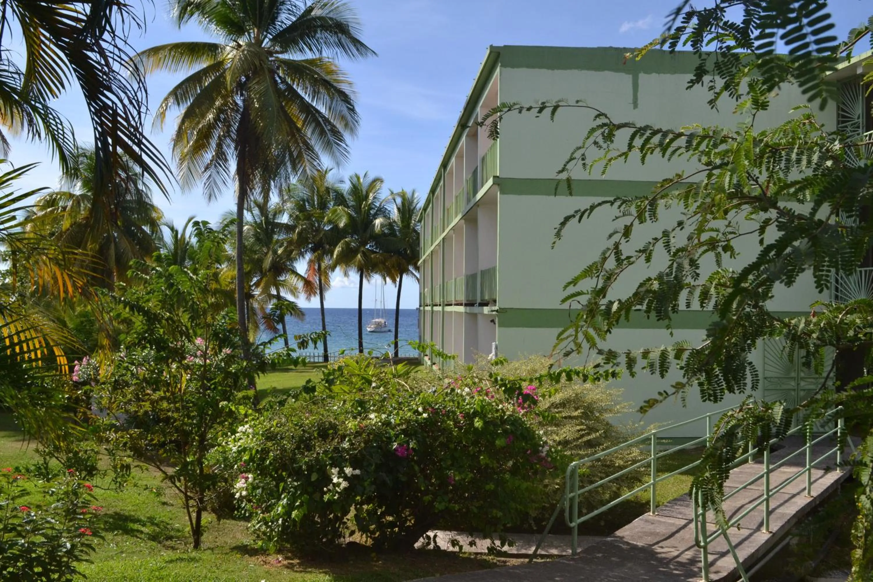 Property building in Portsmouth Beach Hotel