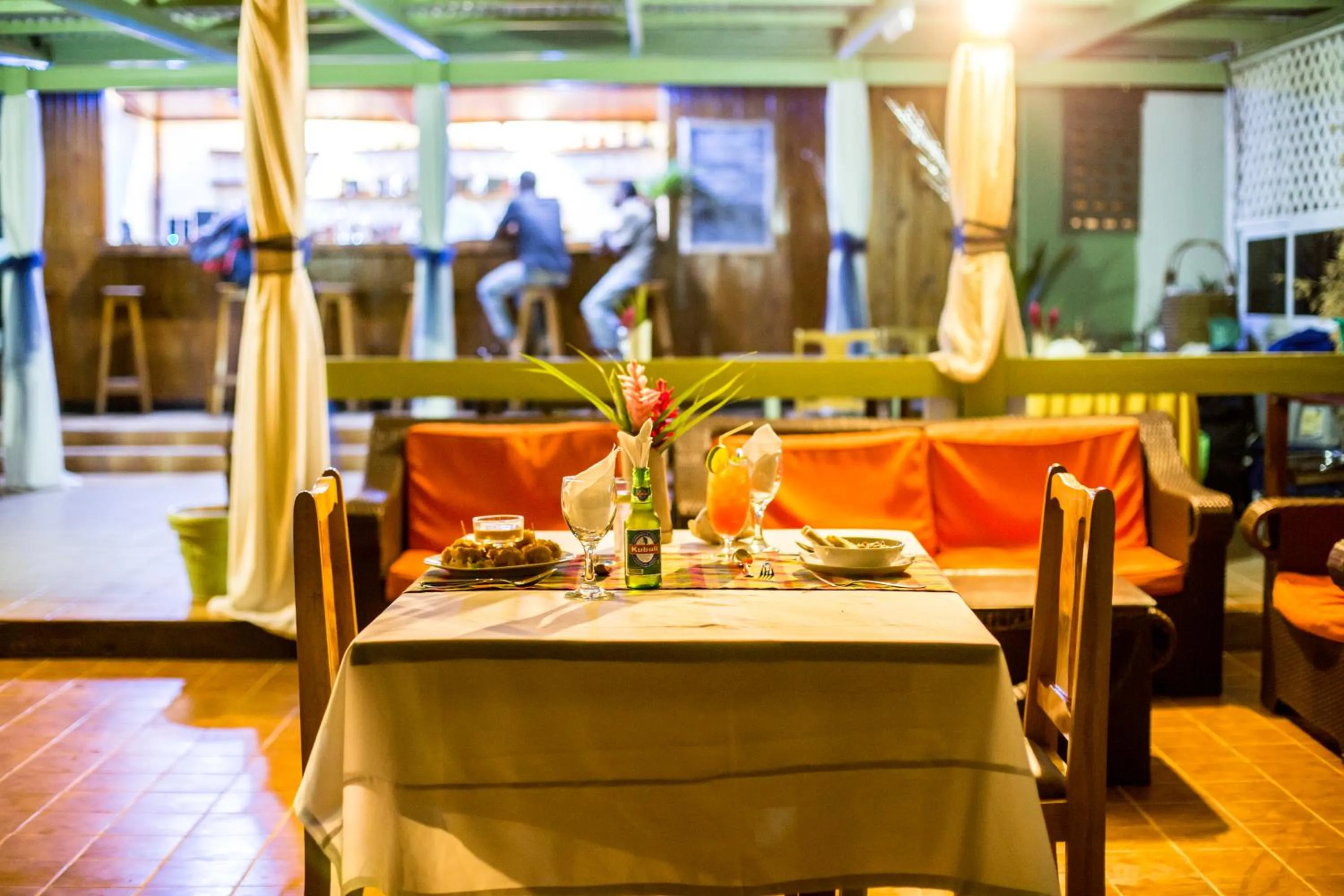 Restaurant/places to eat in Portsmouth Beach Hotel