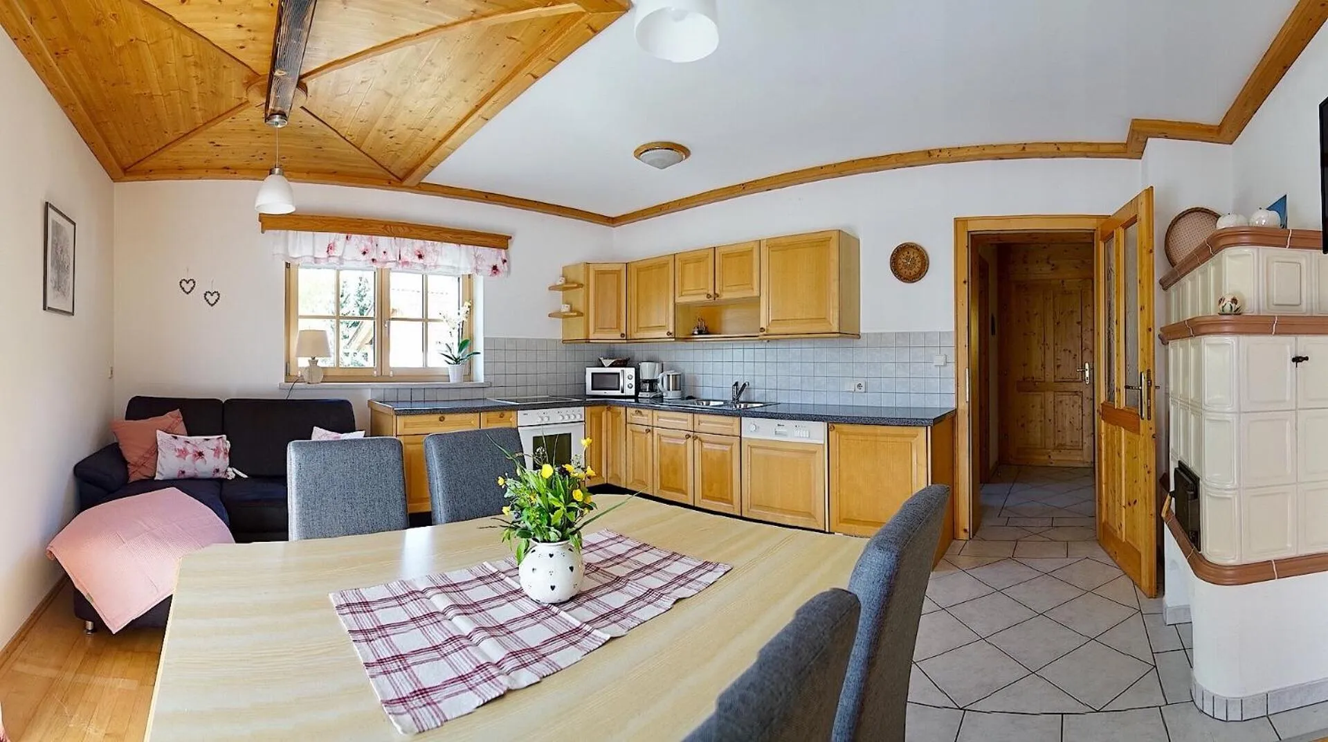 Communal kitchen in Ferienwohnungen Simonbauer