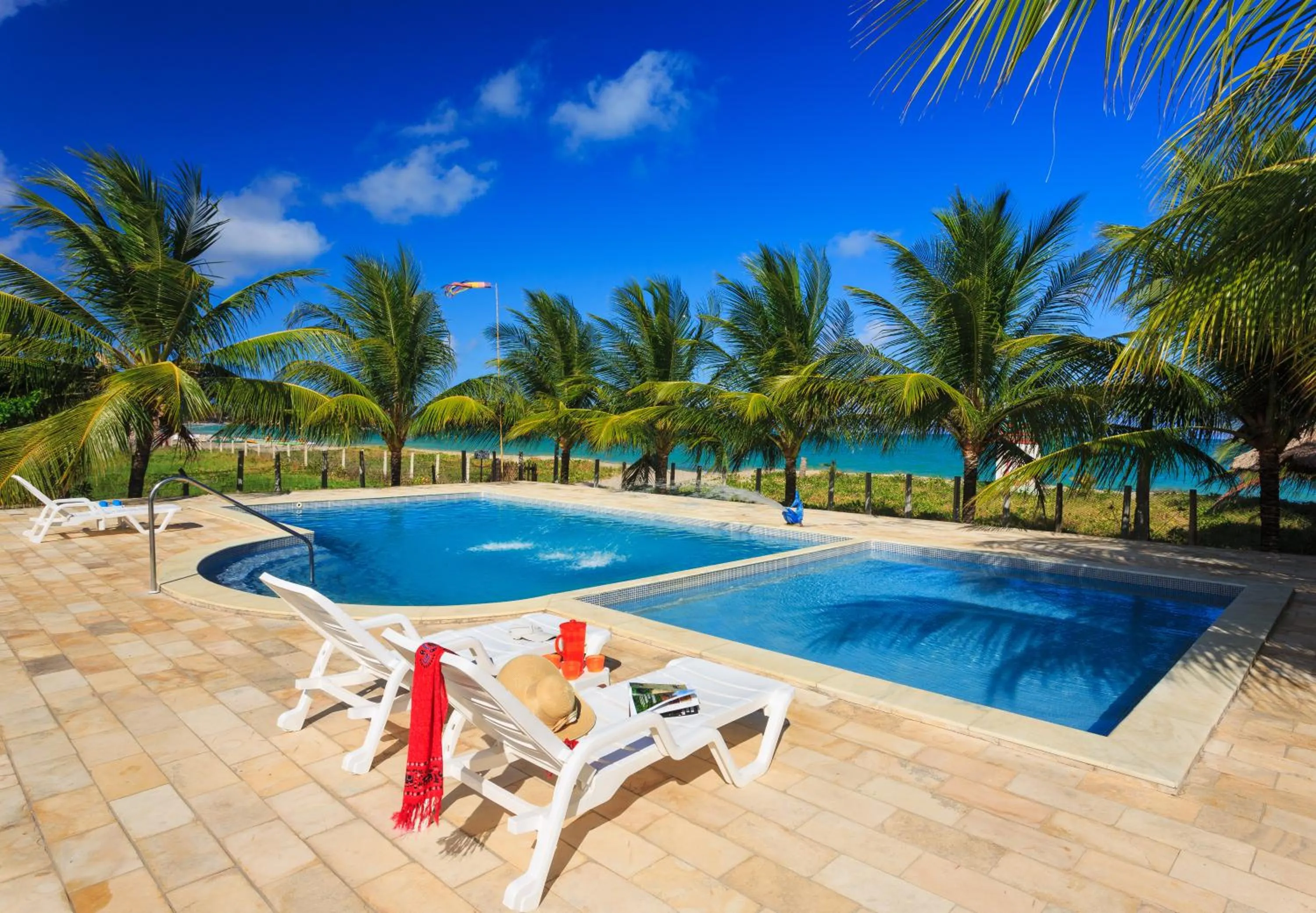 Swimming pool in Chales Maragogi