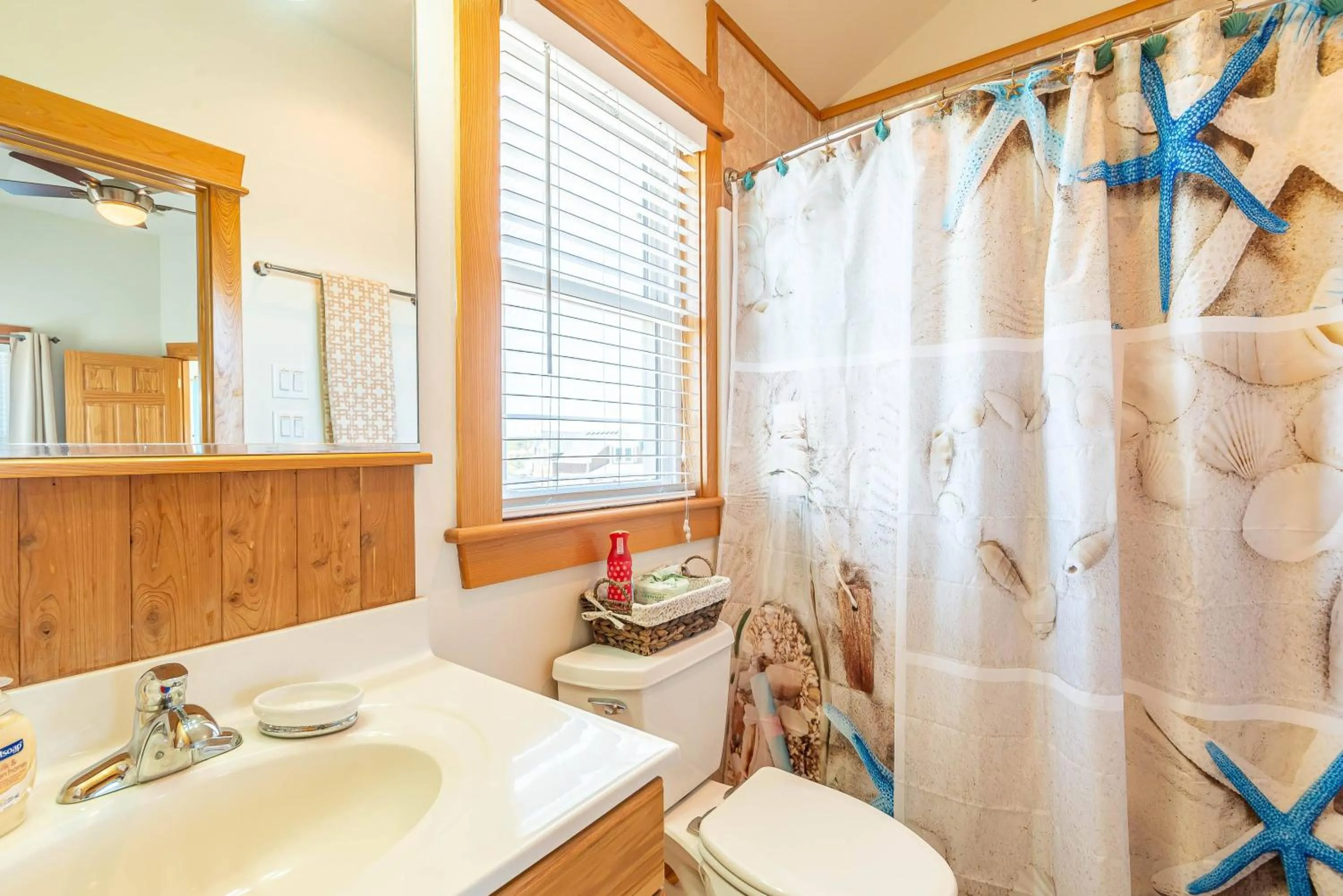 Everybody Loves...Sand, Sun & Fun - KDH MP 5.5, Ocean View, 100 Yds to Beach, Pool, Fire Pit, Flex Stays