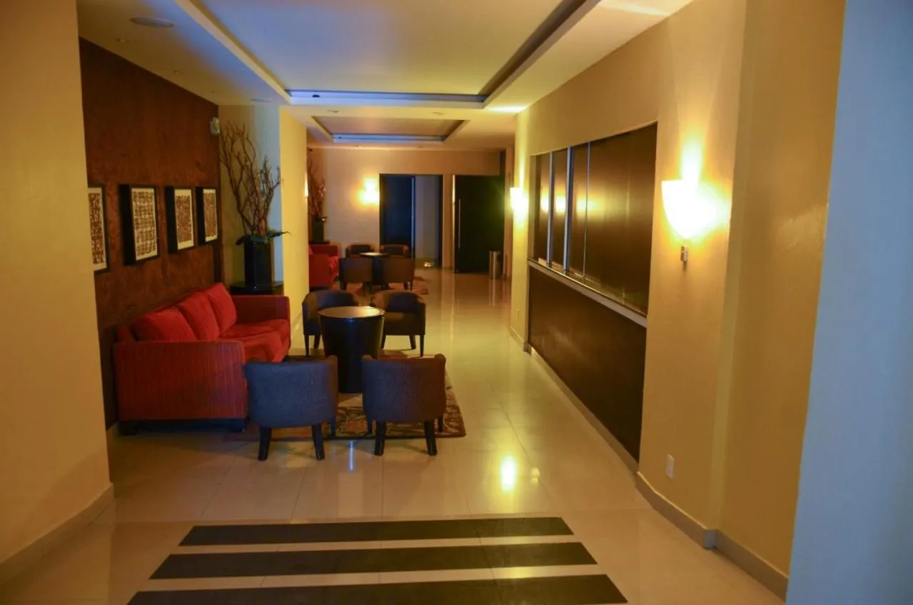 Lounge or bar in Hotel Mediterraneo Sa De Cv