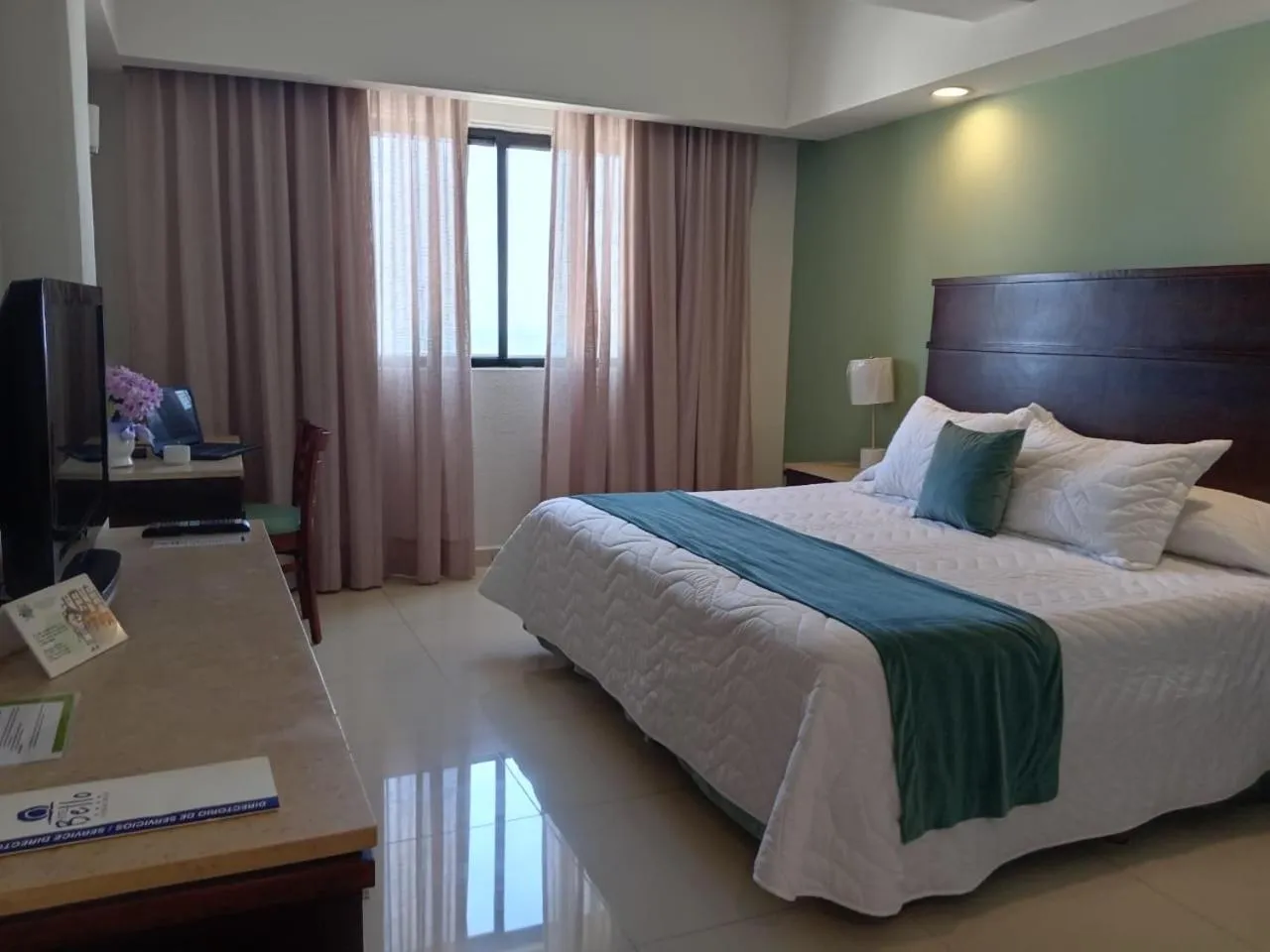 Photo of the whole room, Bed in Hotel Bello Veracruz