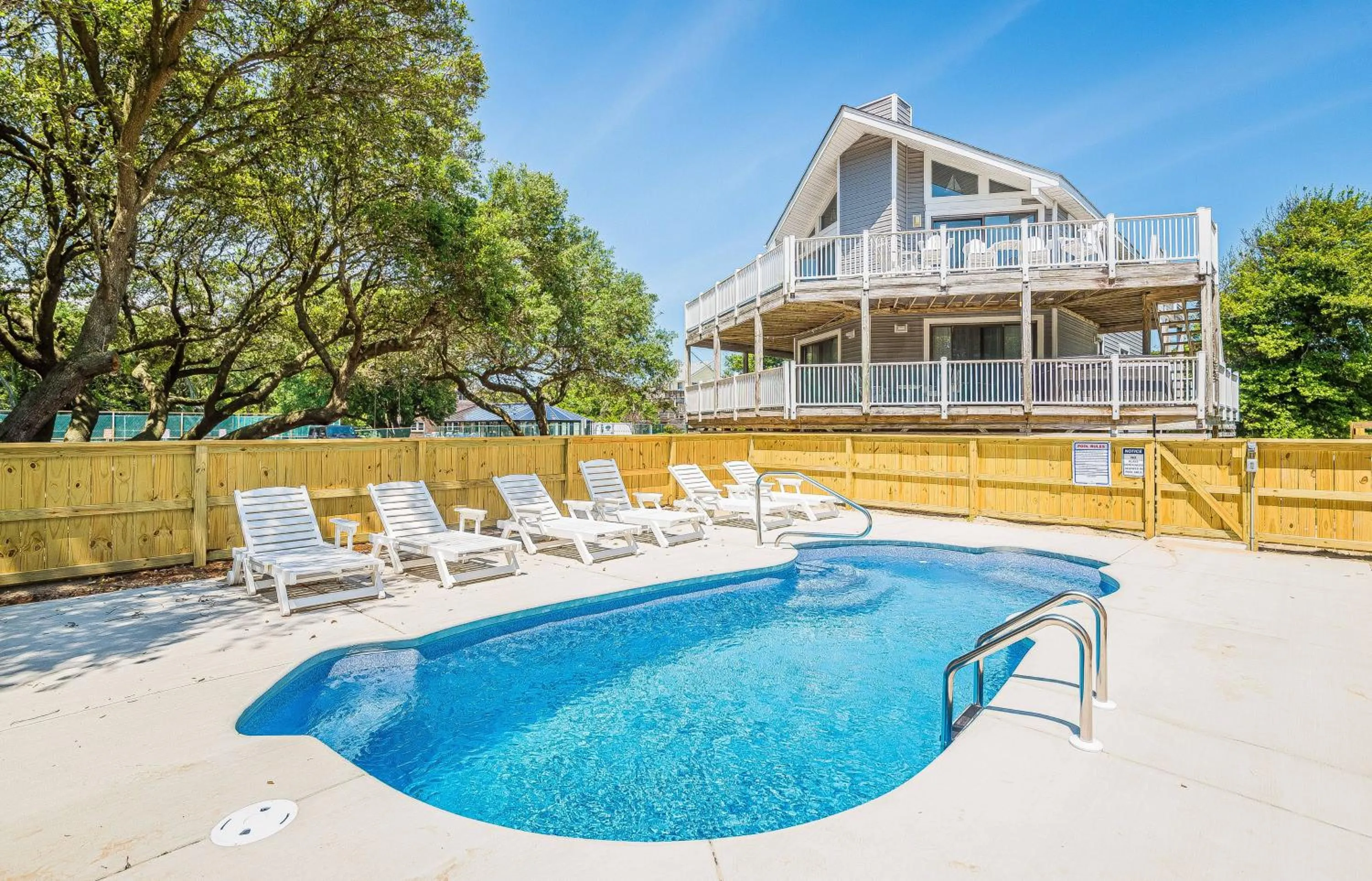 Captain's Perch - Duck, Northpoint, 400 Yds to Beach, Pool, Hot Tub, Events, Flex Stays