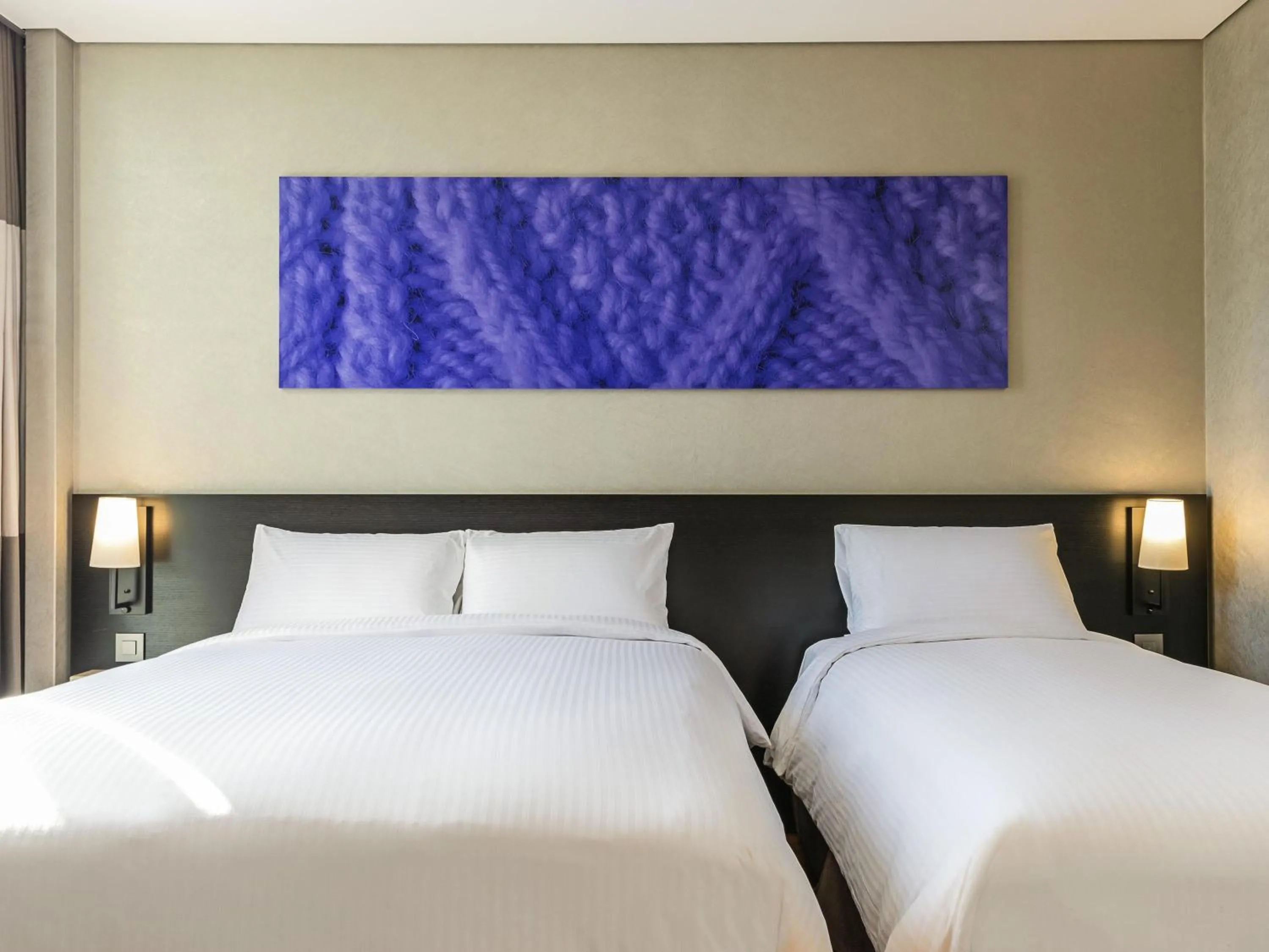 Property building in Ibis Ambassador Busan City Centre