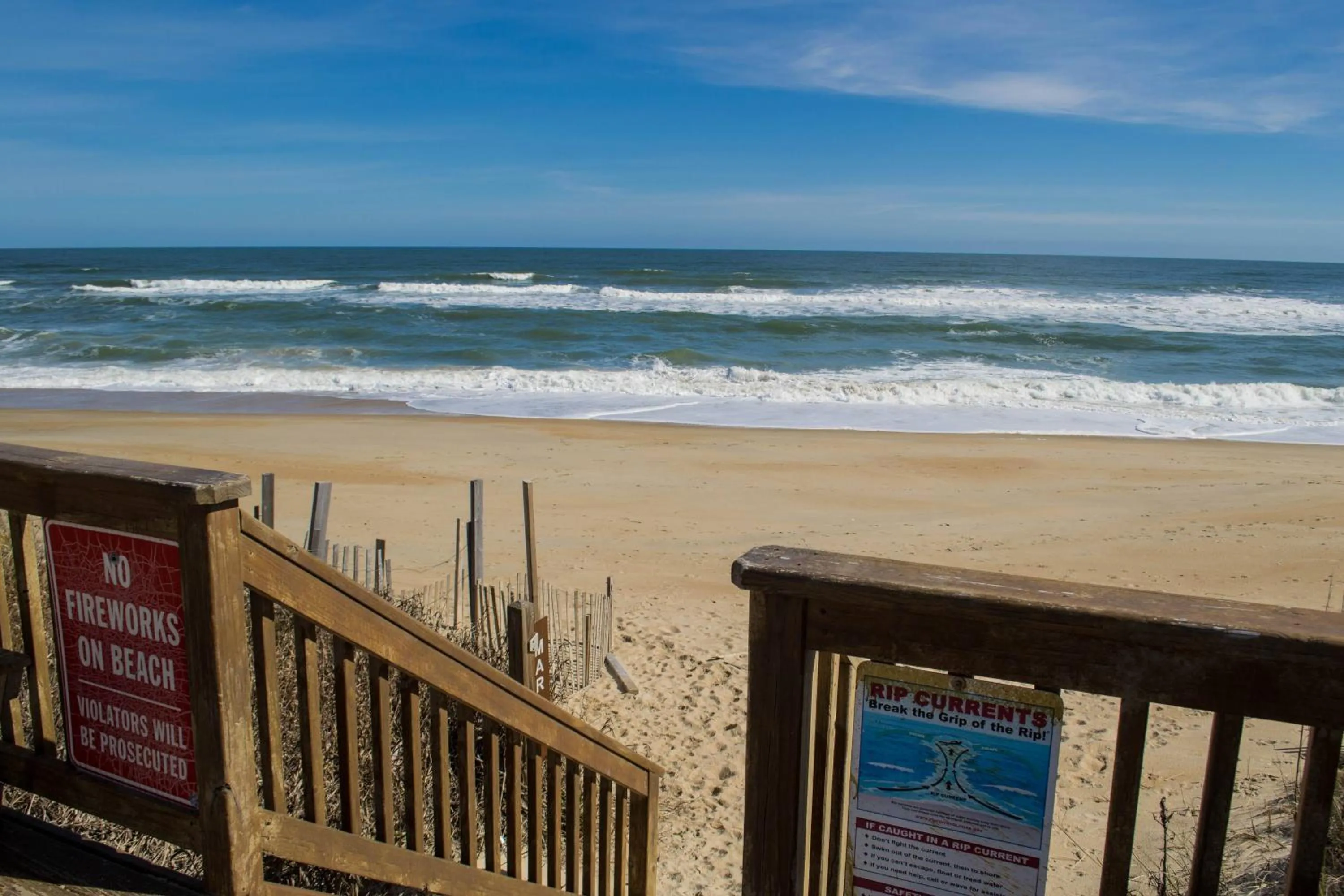 Sea Fever - Duck, Saltaire, 130 Yds to Beach, Ocean View, Pool, Hot Tub, Tiki Bar, Flex Stays