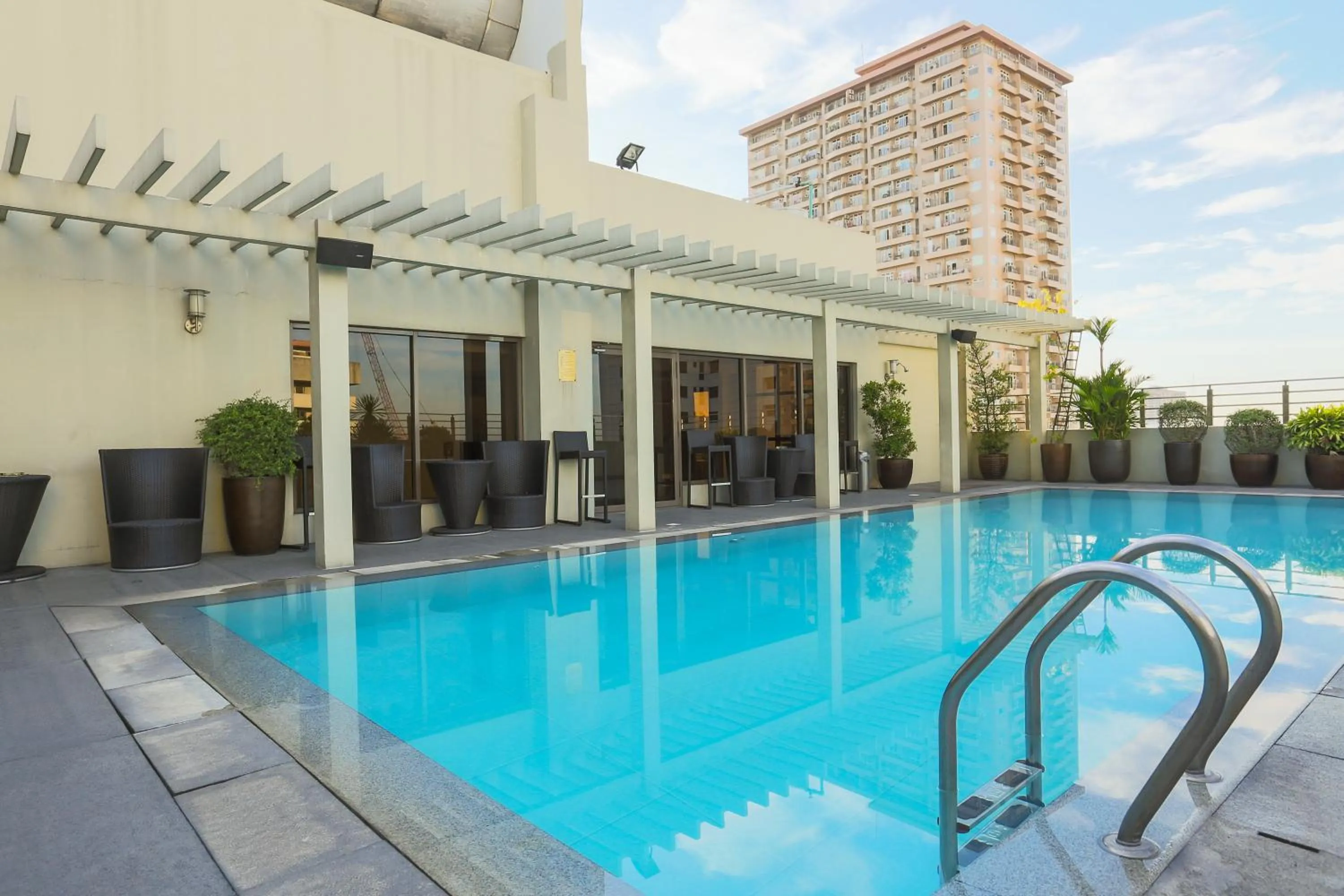 Swimming pool in Armada Hotel Manila