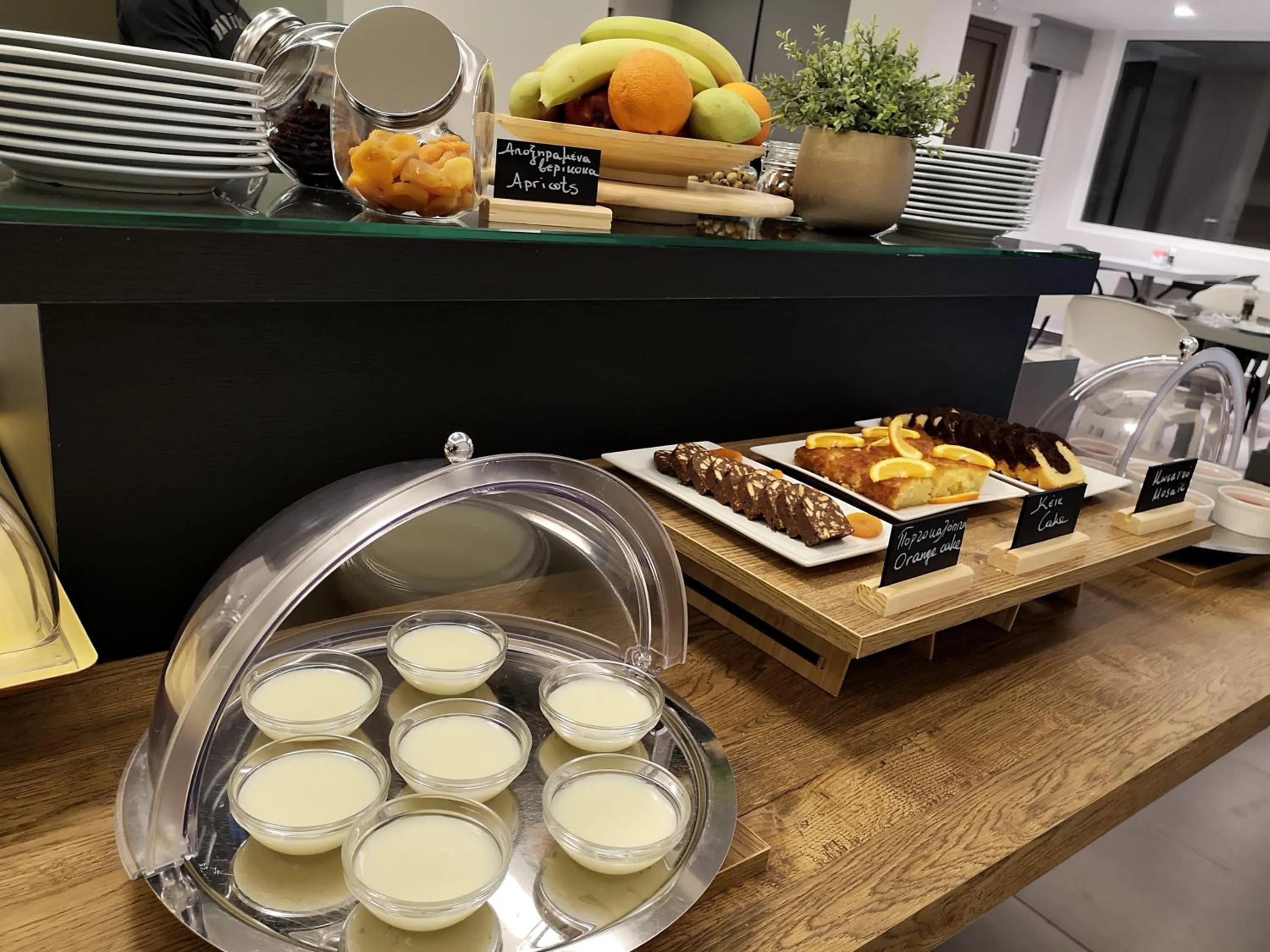 Continental breakfast in Andrew's Luxury Residence