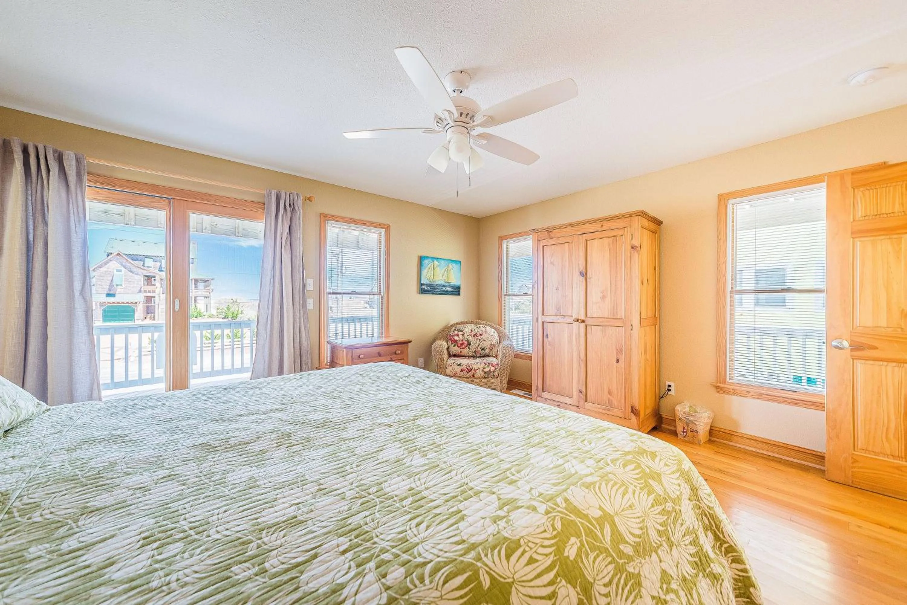 Bed in Jockey's Ridge Haven