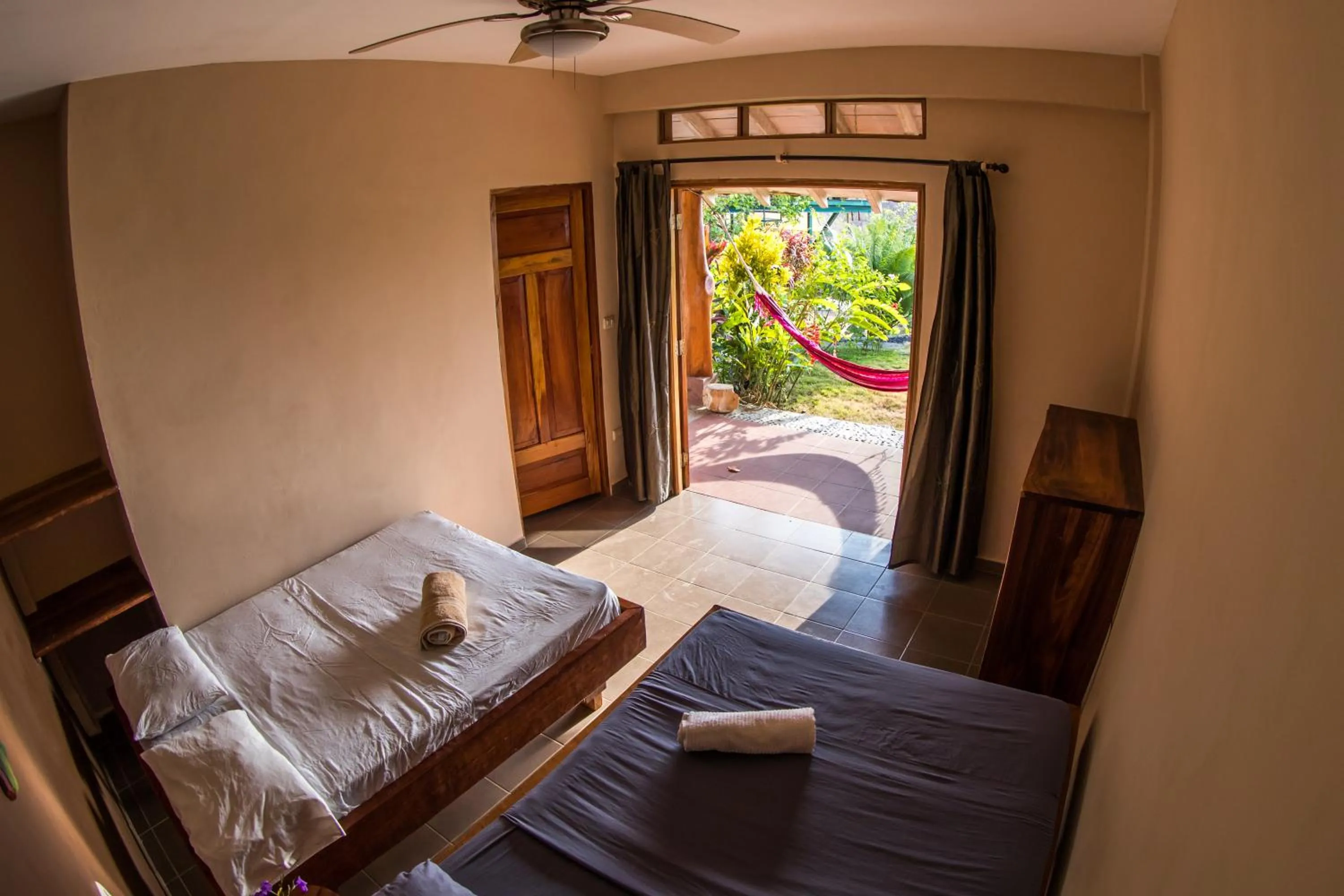 Property building, Bed in Hotel Kambutaleko