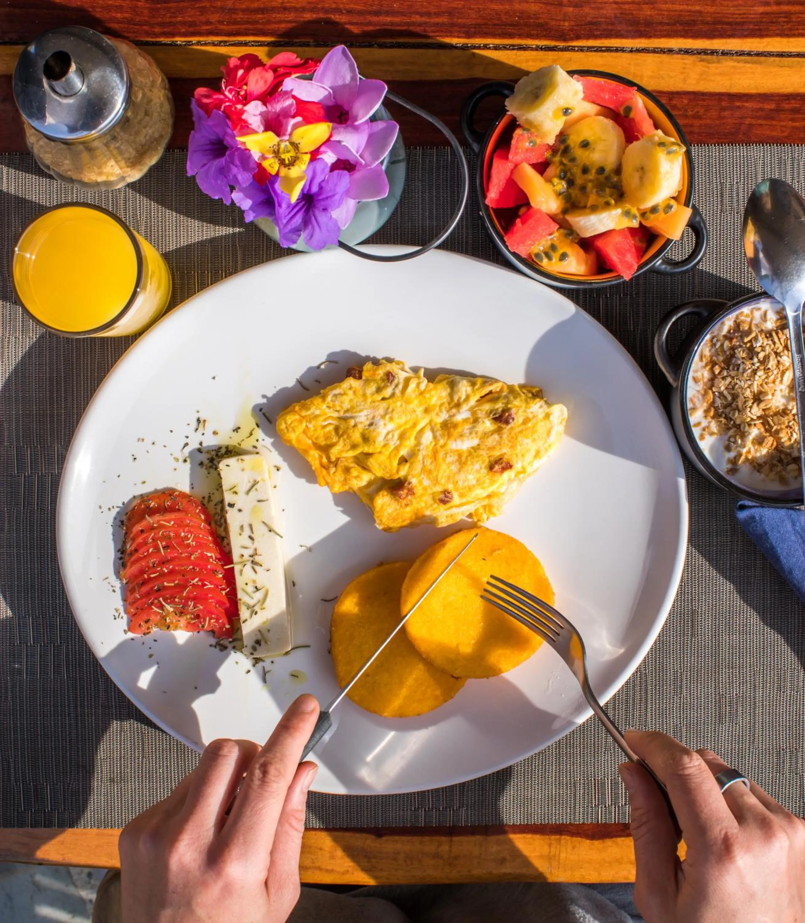 Restaurant/places to eat in Hotel Kambutaleko