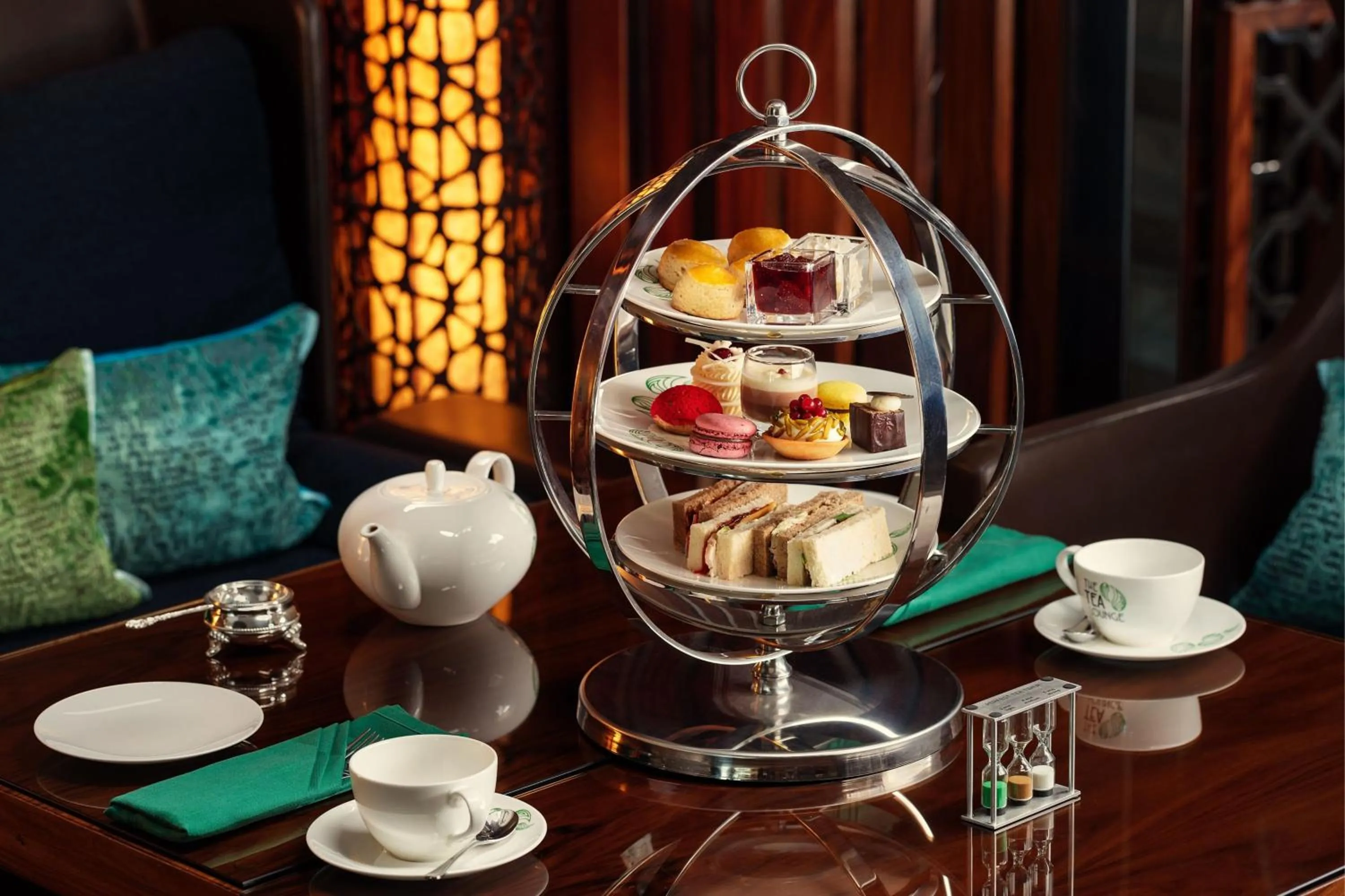 Lounge or bar in JW Marriott Absheron Baku Hotel