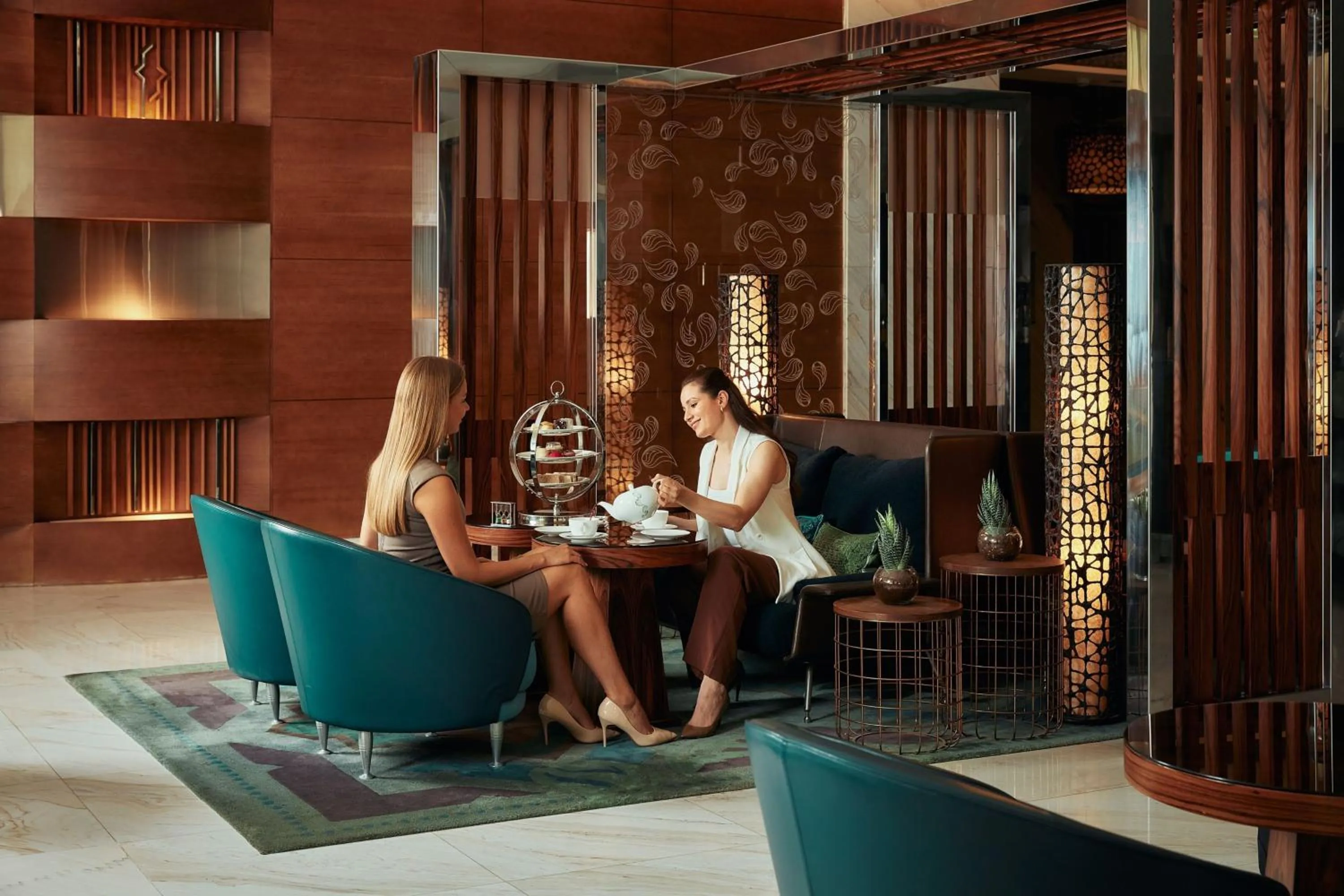 Lounge or bar in JW Marriott Absheron Baku Hotel