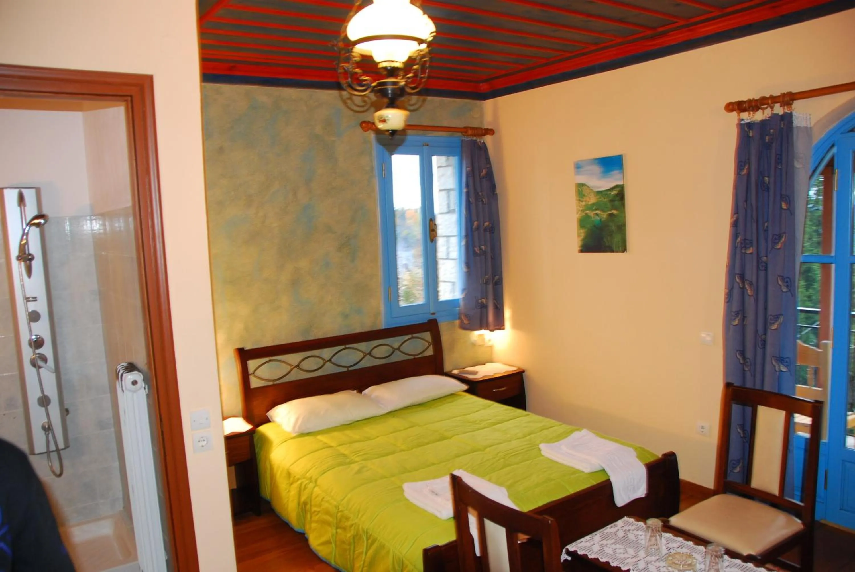 Bed in Hotel Ladias