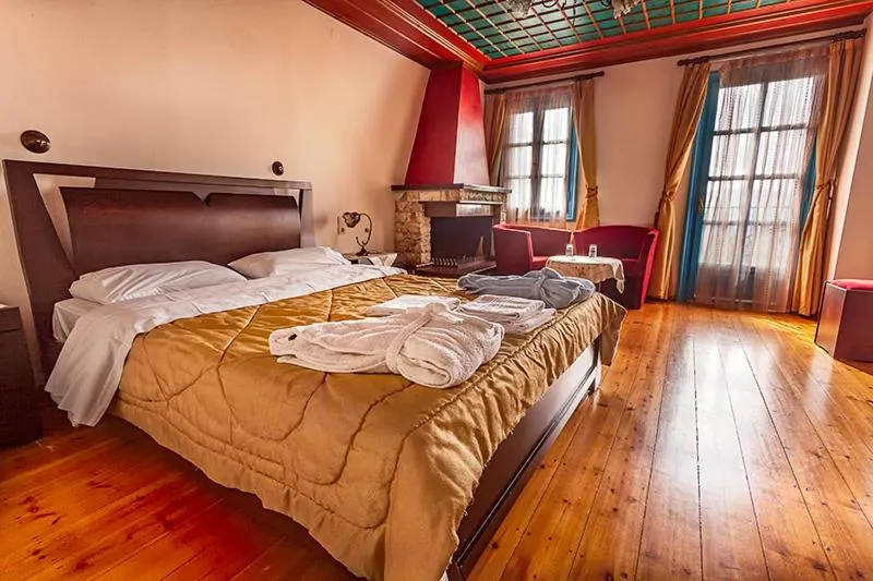 Bed in Hotel Ladias
